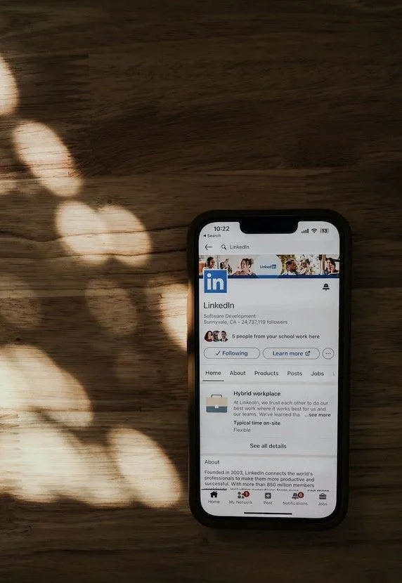 Nailing that linkedin profile summary to get headhunted