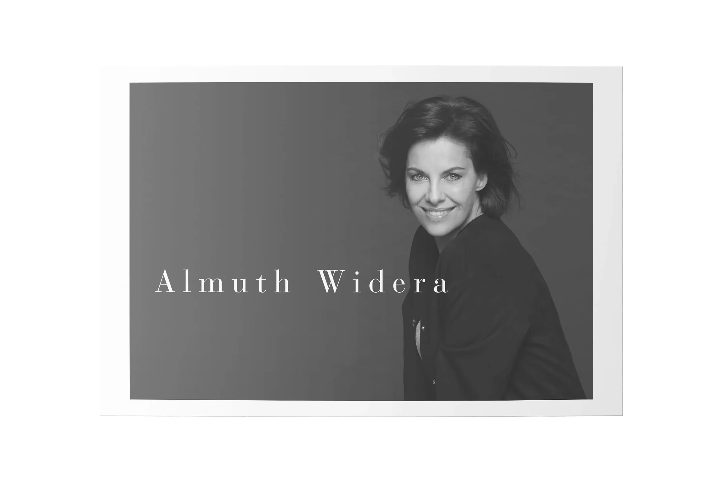 Almuth-Widera_SEDCARD_3-2_001.webp