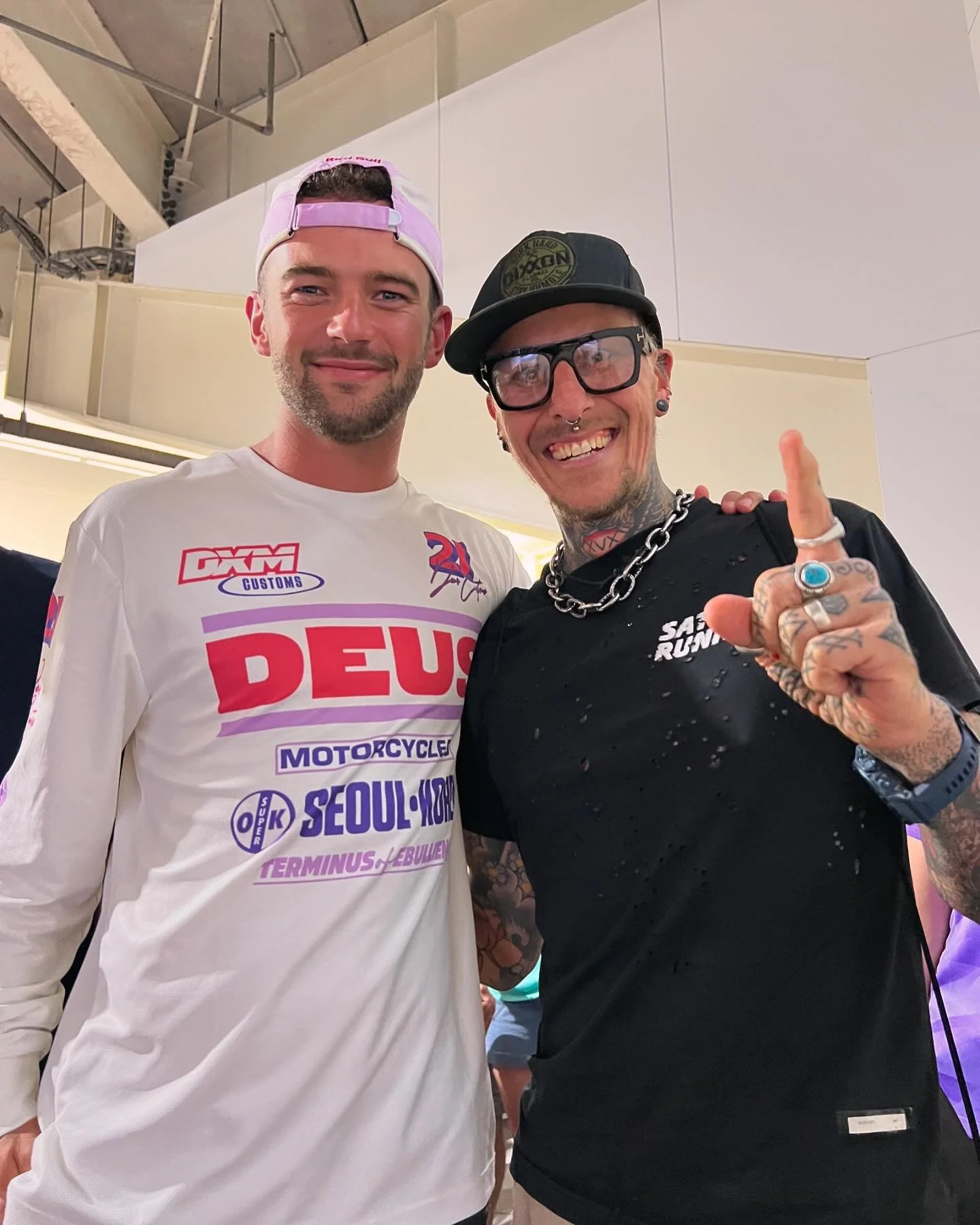 Soooo THIS happened!!!

For those who know me know I am an endurance sport tragic. Froth on it, study it and live it every day. Well, last night, I literally had a once in a lifetime chance meeting&hellip;.running into last years Ironman World Champi