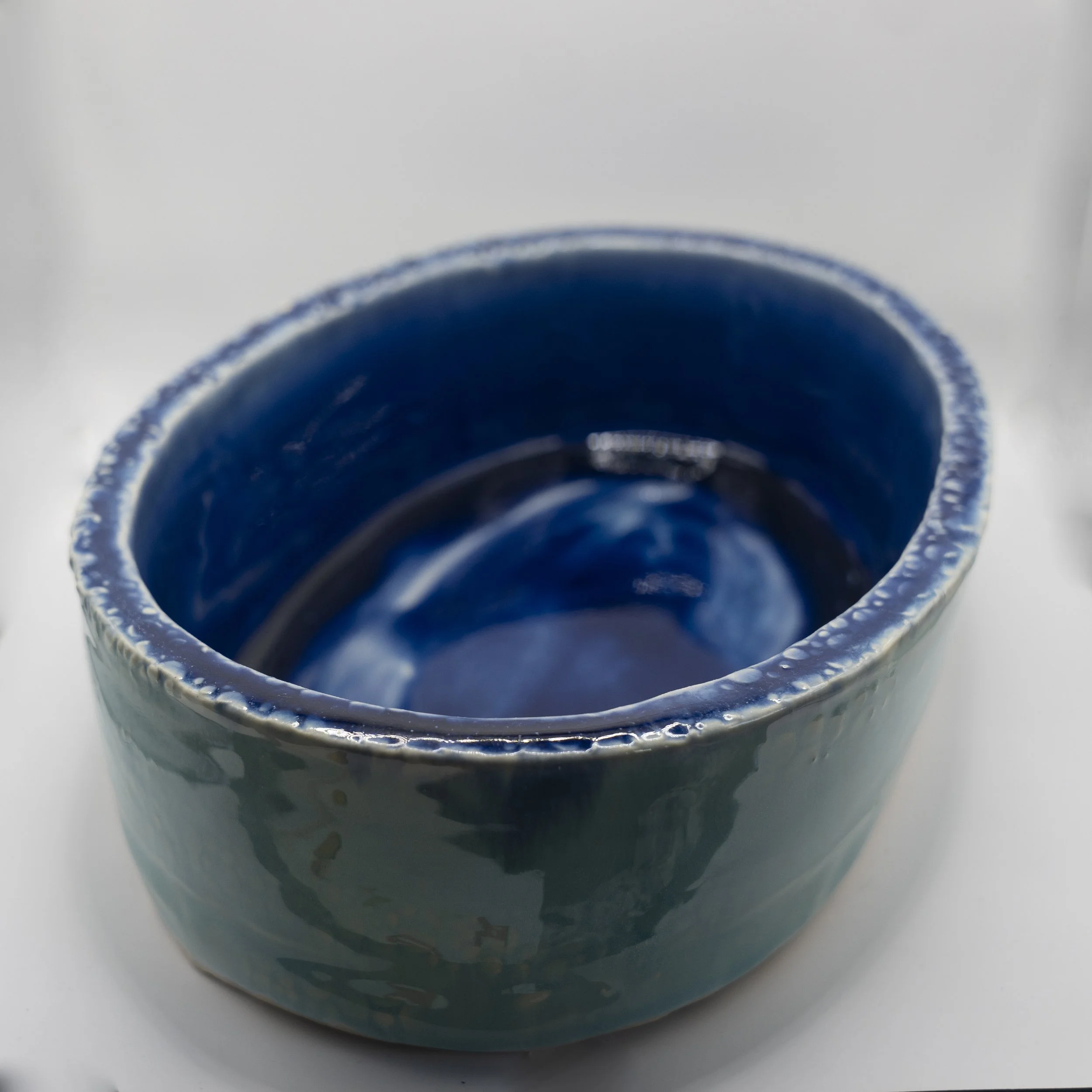 Volcanic Ripple Sill Planter (Light & Dark)