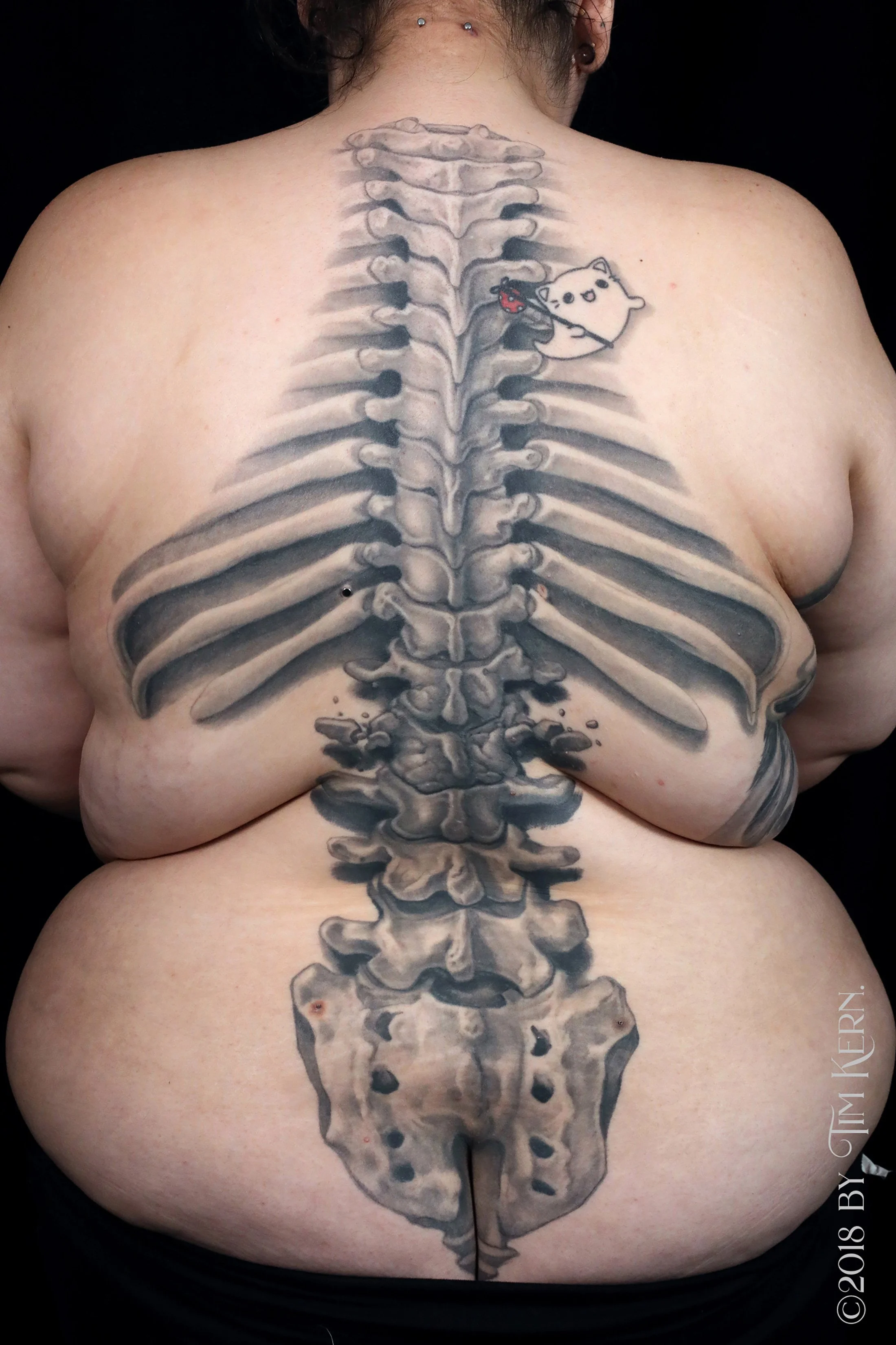 Back-Spine-Skeleton-Ribcage-Anatomy-Tattoo.jpg