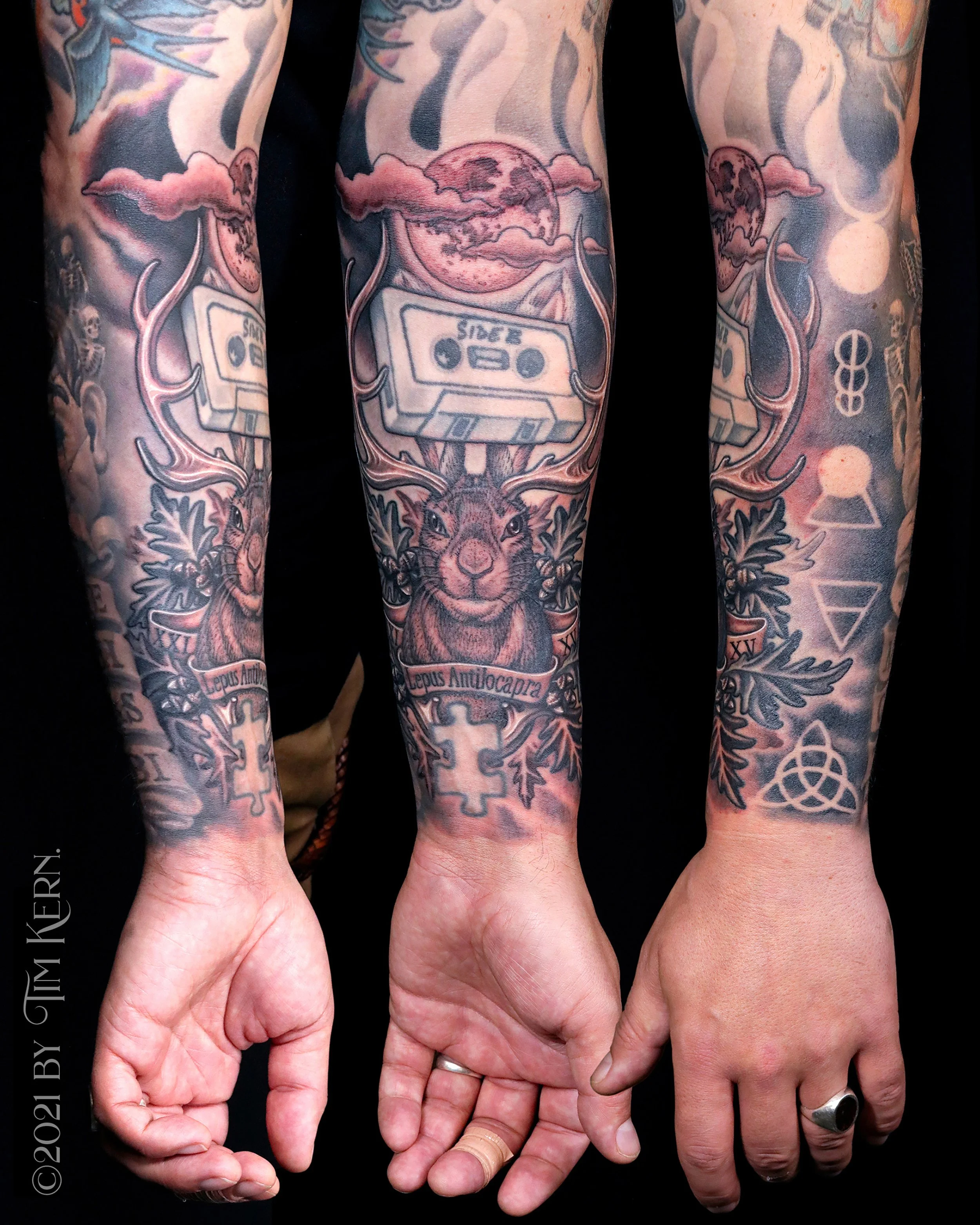 Jackalope-Moon-Sacred-Geometry-Gemanic-Black-Forest-Tattoo-copy.jpg
