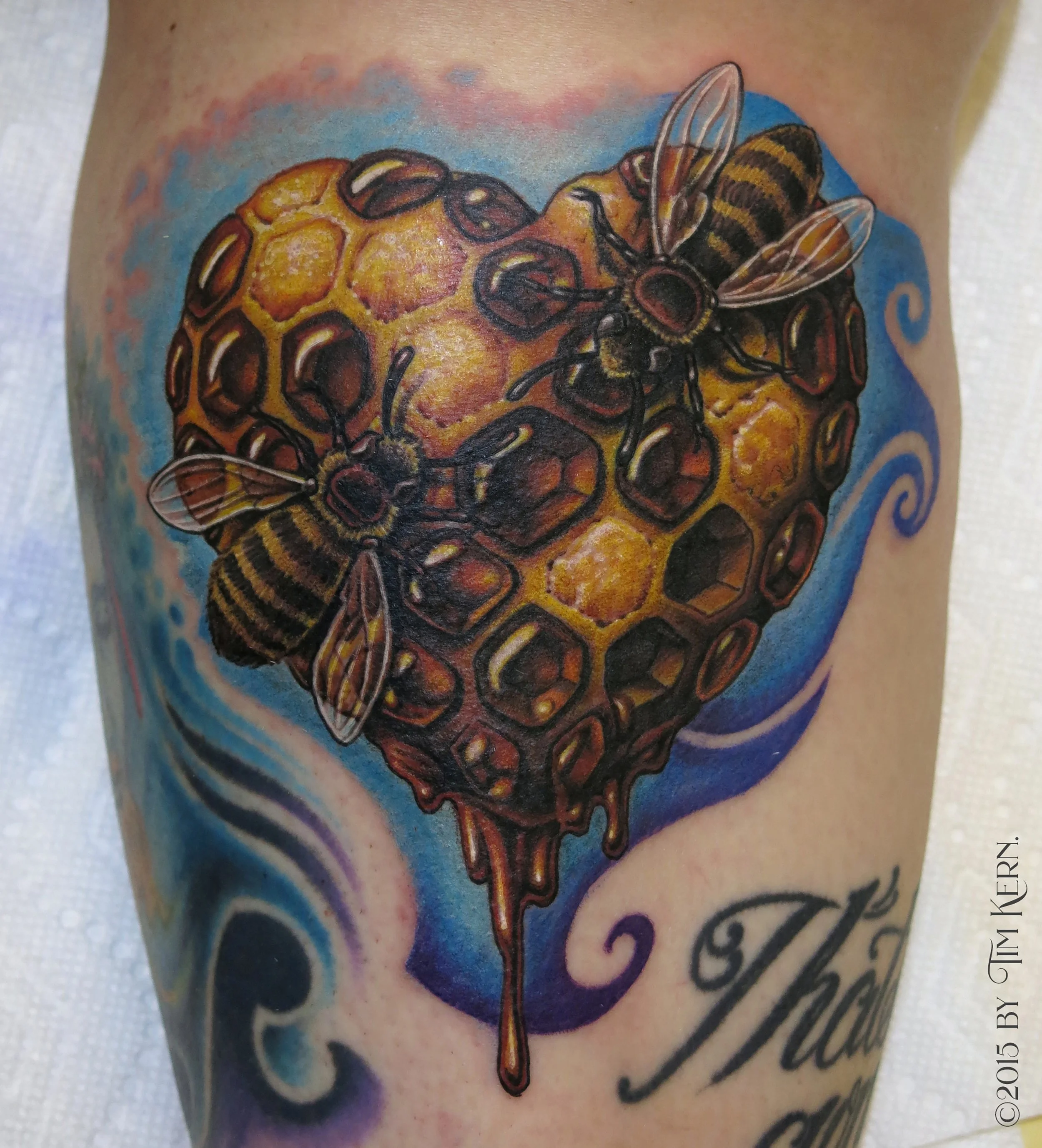 Honeycomb-Heart-Bee-Honey-Honeybee-Convention-Tattoo.jpg