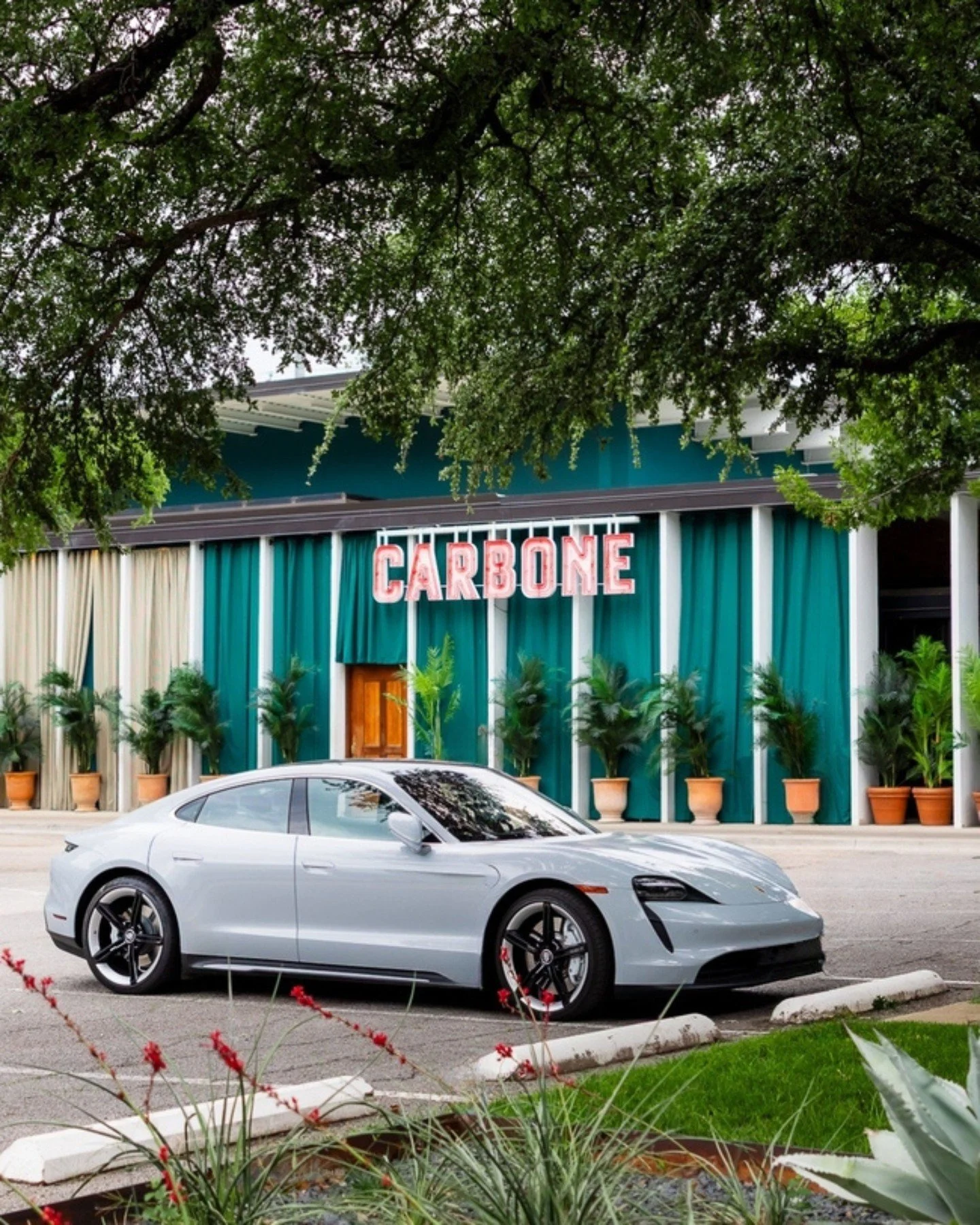 A (virtual) stroll through #ncoclient @dallasdesigndistrict, the city&rsquo;s hub for world-class showrooms, destination restaurants (with more on the way), boutique hotels, and iconic Dallas landmarks.

We partner with the Dallas Design District to 
