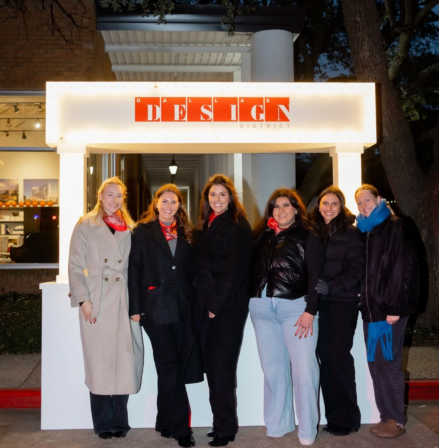 Event gals in action for @ddesigndistrict Inaugural Tree Lighting Celebration ✨✨✨