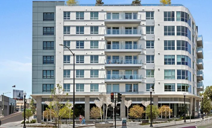 Hanover Broadway - Exterior.jpg