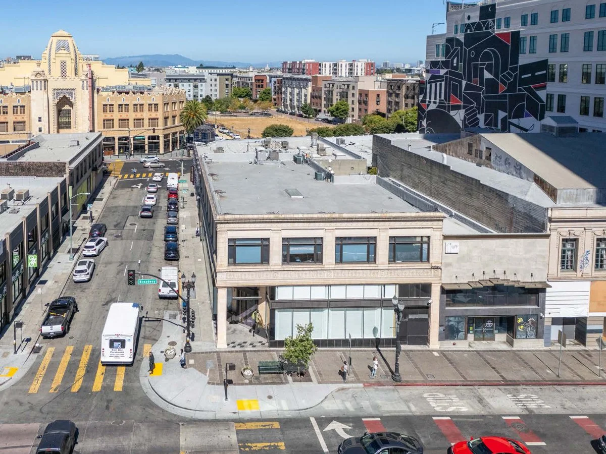 Oakland-1901-Broadway-Ext3.jpg