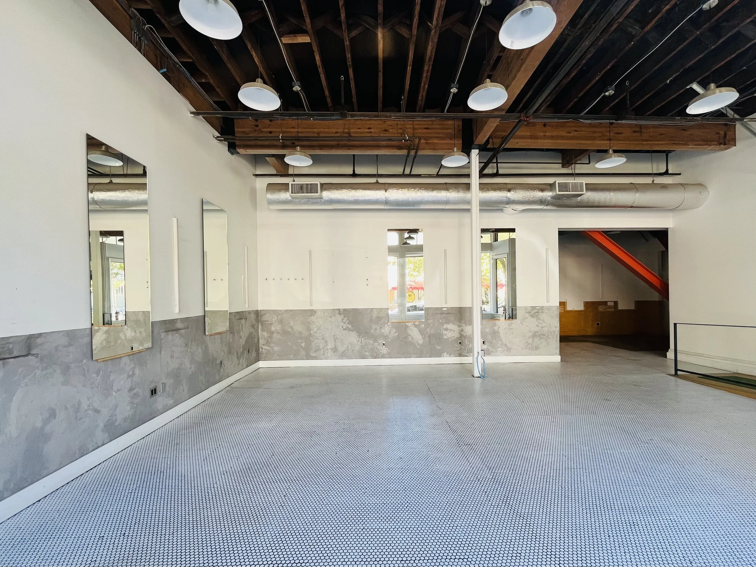 902 Washington - interior .jpg