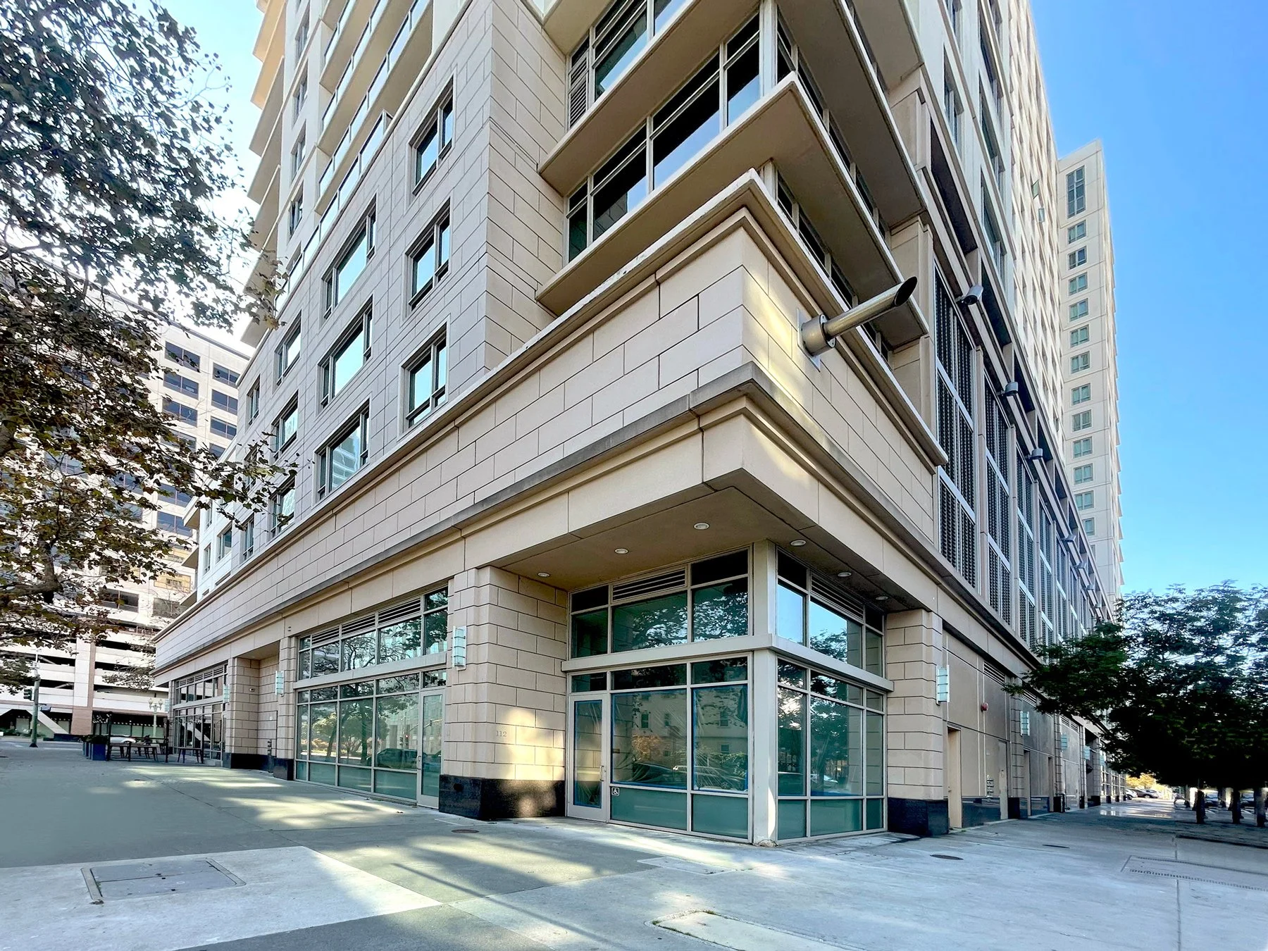 100 Grand Ave#855 - 1,301 SF SF#Retail / Office