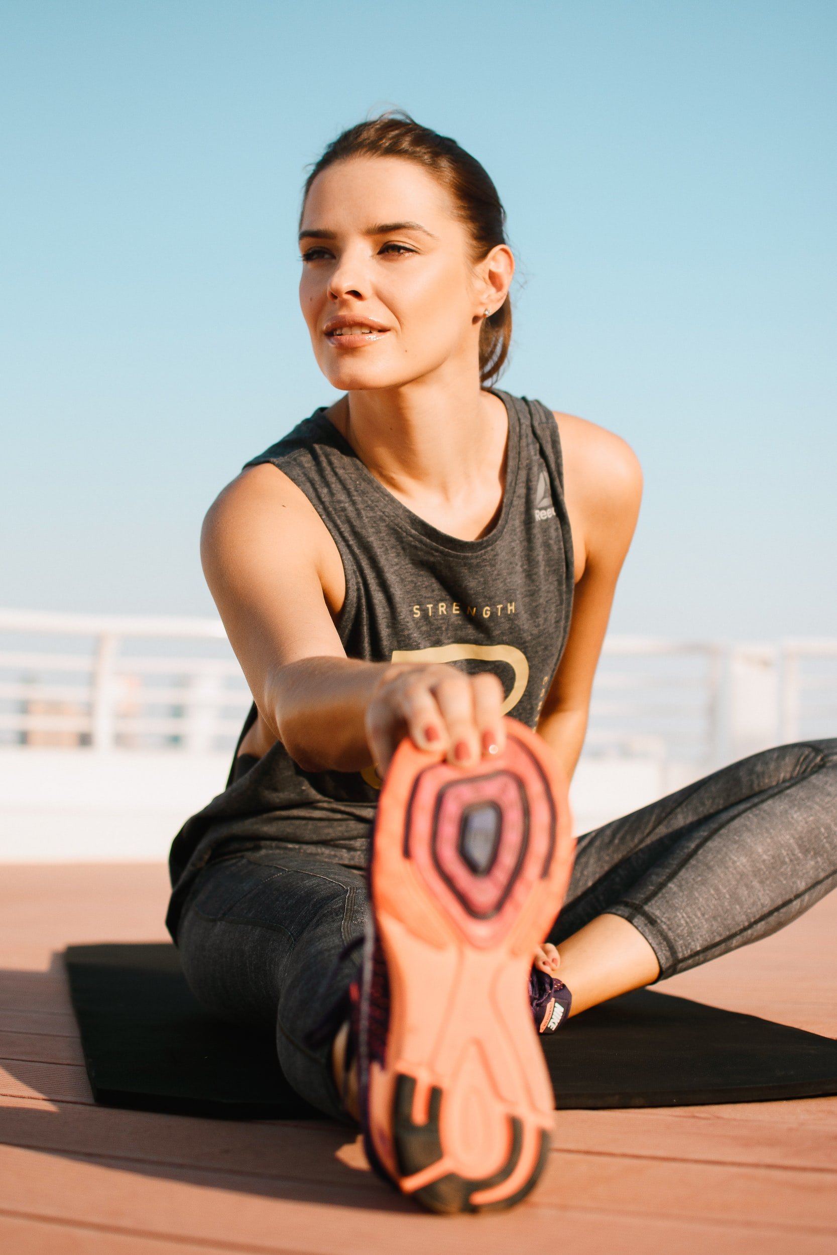 7 Quick Stretches to Do Before Cycling