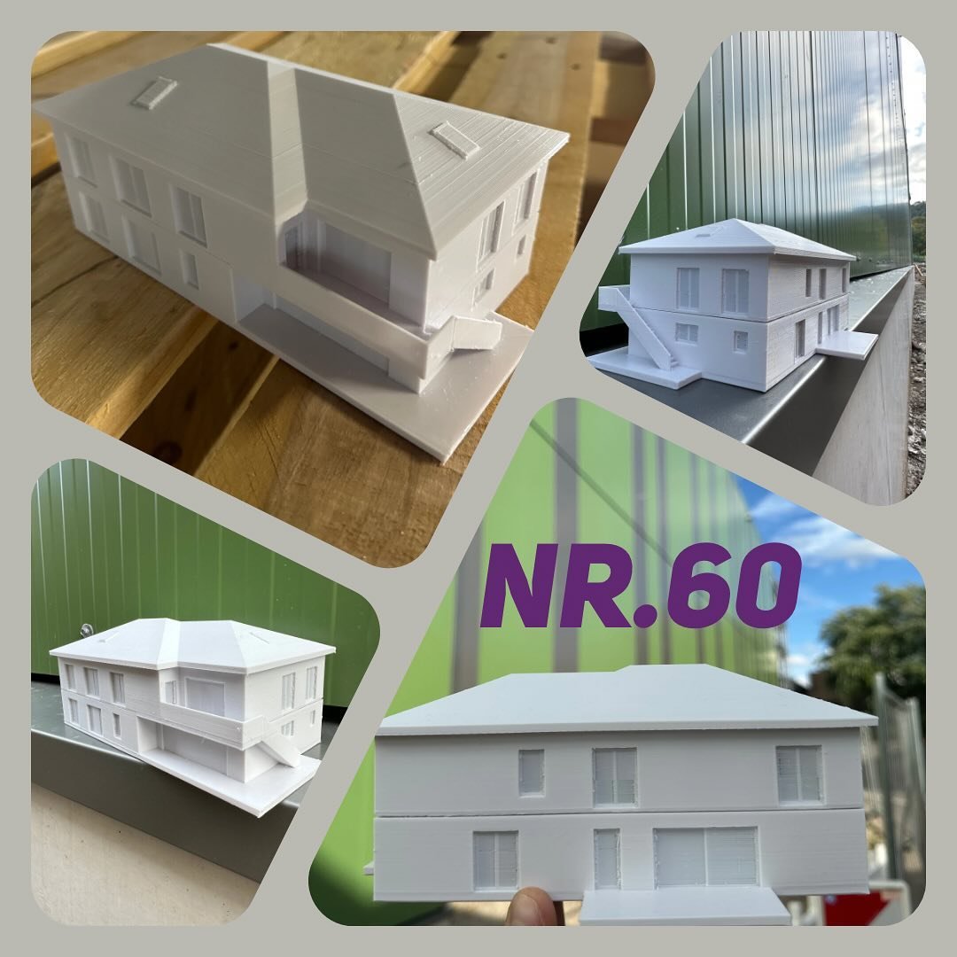 NR.60
Ein Modell f&uuml;r die Nachbarschaft 

ich habe den Bauherren zum Richtfest ein Modell ihres H&auml;uschens geschenkt. Hier seht ihr das Ergebnis.

#Hausbau #bauherr #bauherrin #bauantrag #hausbau2023 #hausbau2024 #drehenundwaenden #wirbauenei