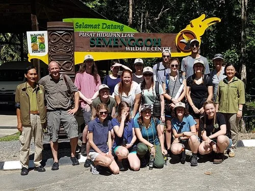 Semenggoh+Wildlife+centre+-+they+saw+8+orangutan!.jpg