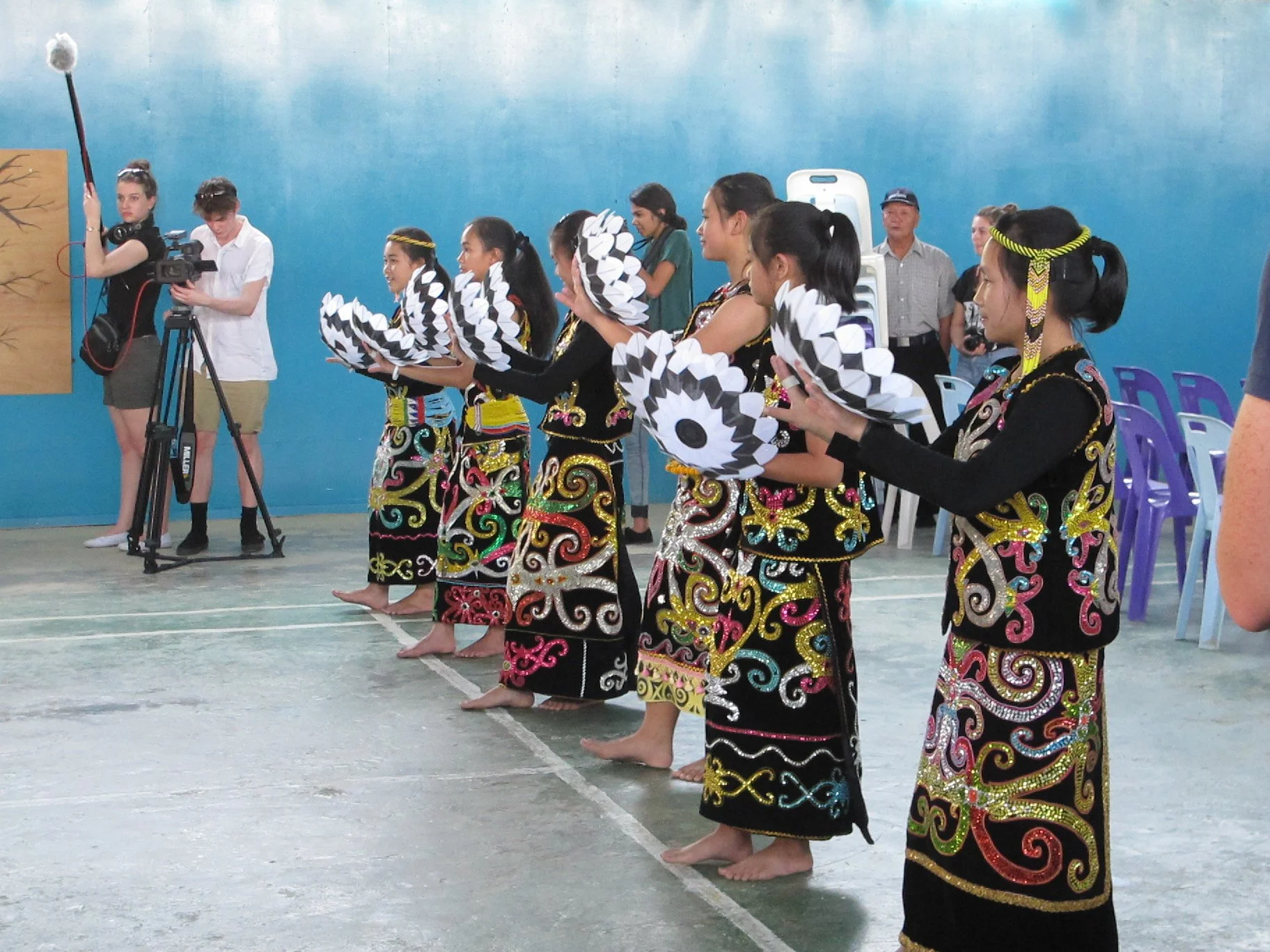 schoolgirls in traditional dance.JPG