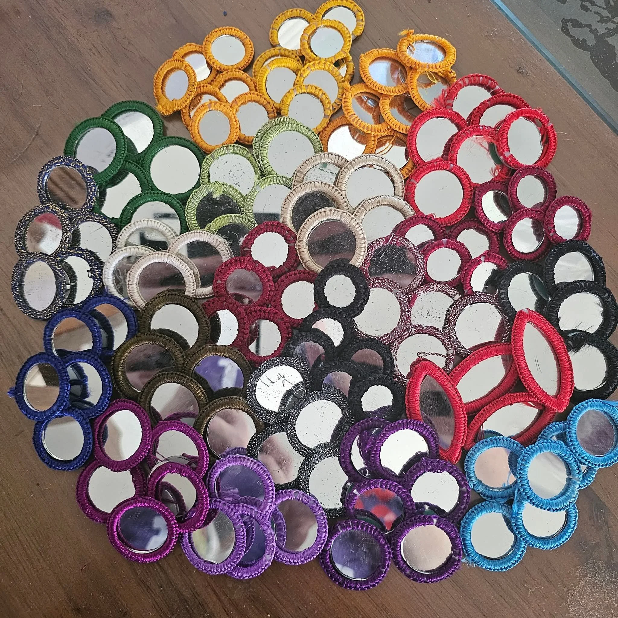 Mirror Mix colour and size x20 peices