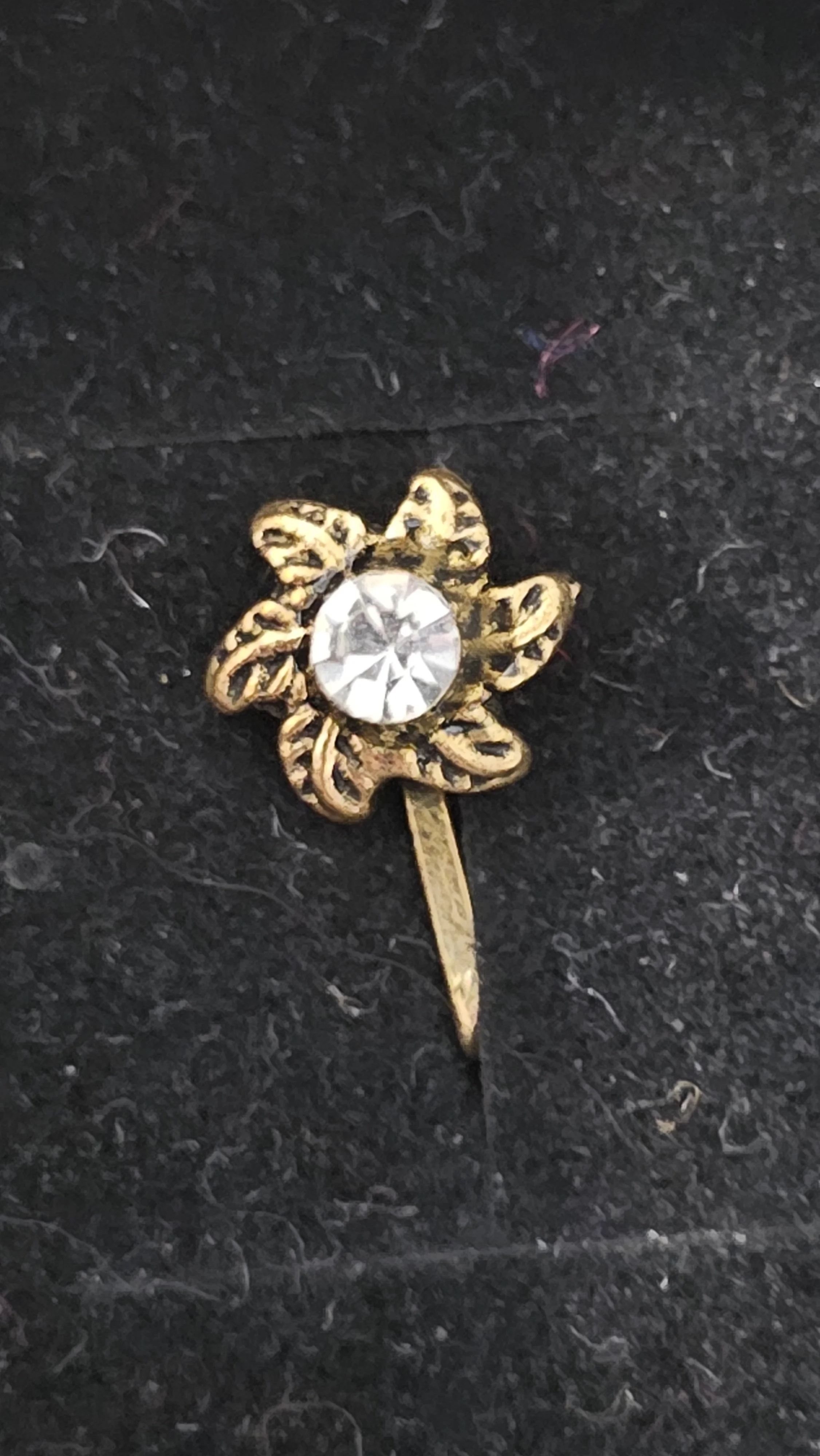 Nose Clip - Golden Flower (1)