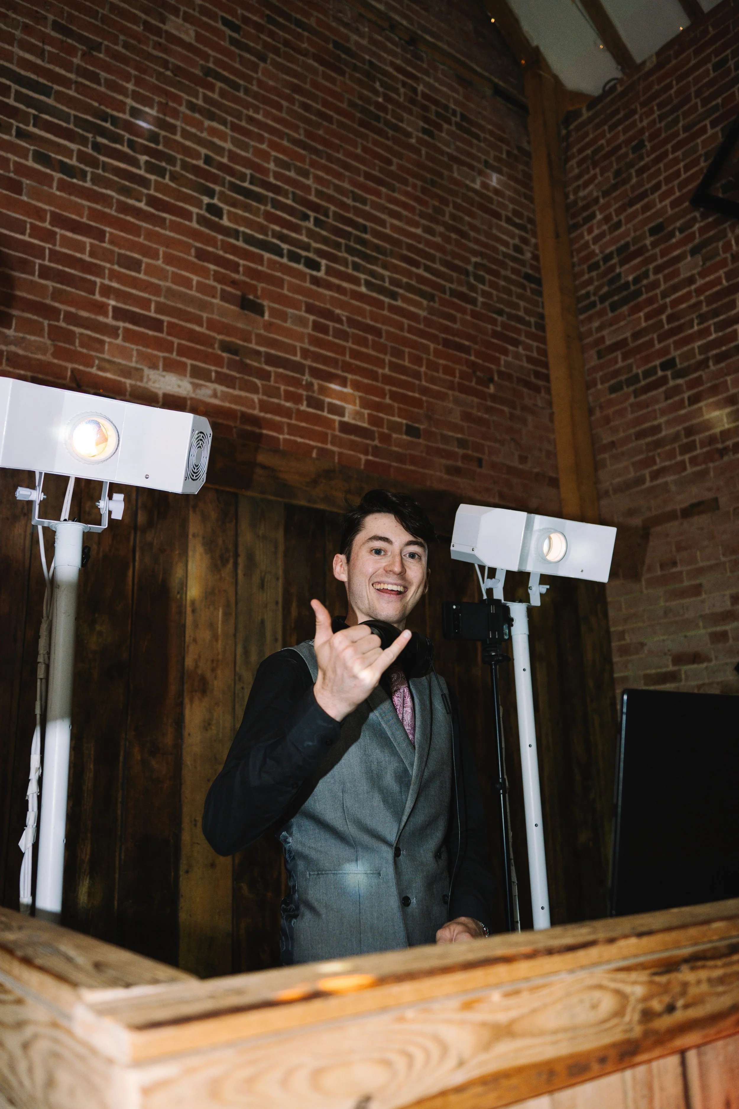 Brad-Hannah-Wedding-700.jpg