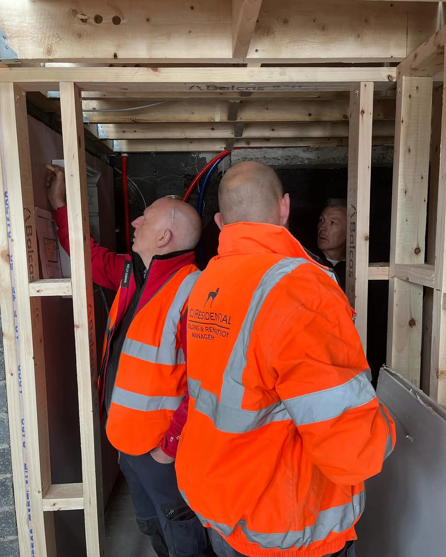 It&rsquo;s so important to have good communication on-site and to plan together every step of the way to make sure everyone is on the same page. Very lucky to have a great team here @cj_residential  and very thankful for all our subbies who take the 