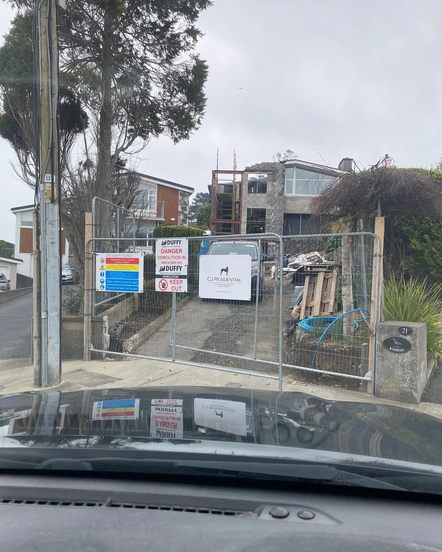 Great to see the steel go in at our site up in dalkey this week. Windows next! 
@cj_residential 
@sm steel
#dalkey