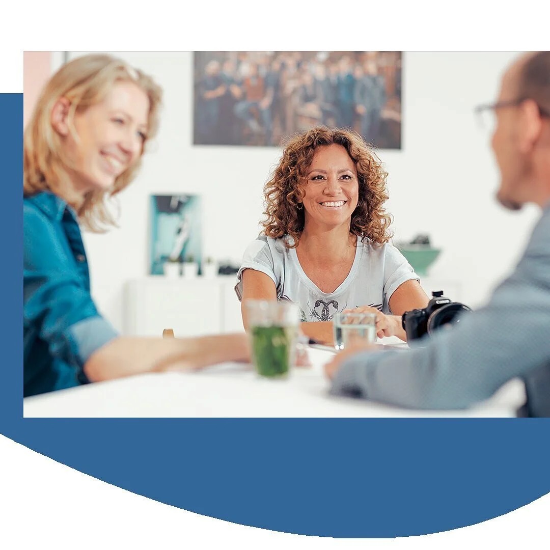 Naast mijn werk als fotograaf help ik ook graag andere fotografen verder. Samen met collega Vincent Boon ontwikkelde ik afgelopen tijd een mentortraject speciaal voor ondernemende fotografen. Daarin kijken we naar hun ondernemerschap, lichtvoering, p