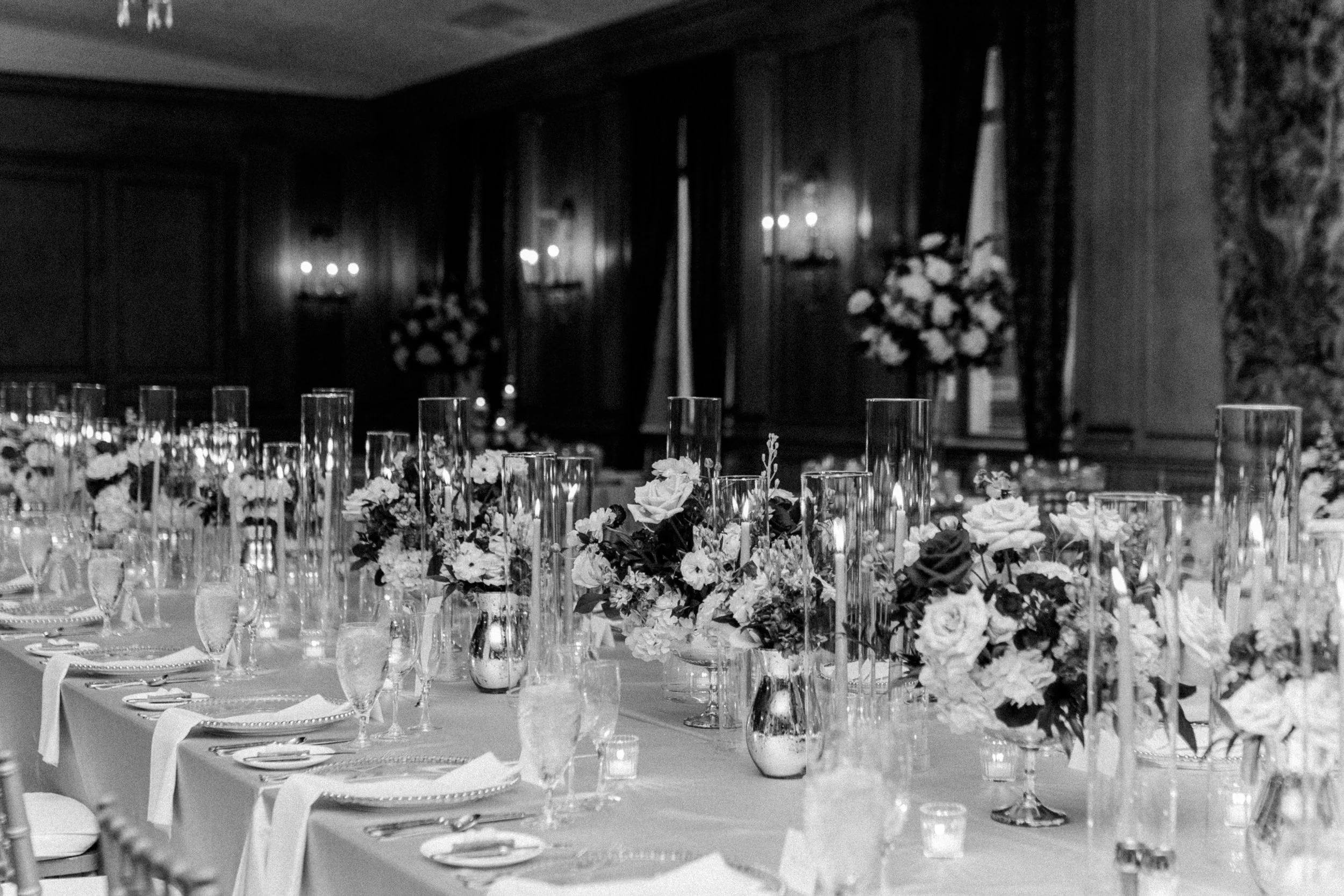 BrownWeddingSneaksFortWorthClubTX-1115.jpg