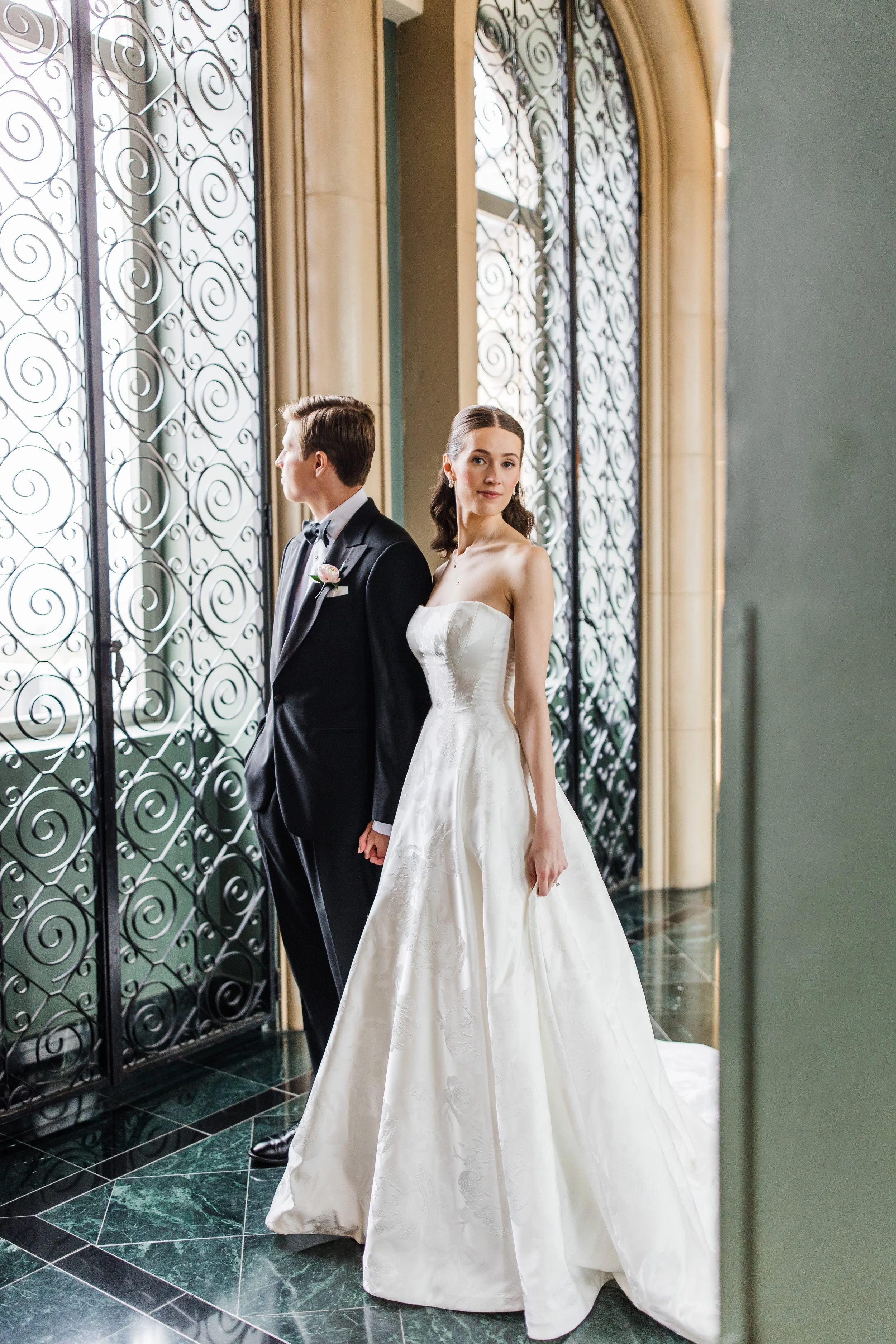 BrownWeddingSneaksFortWorthClubTX-137.jpg