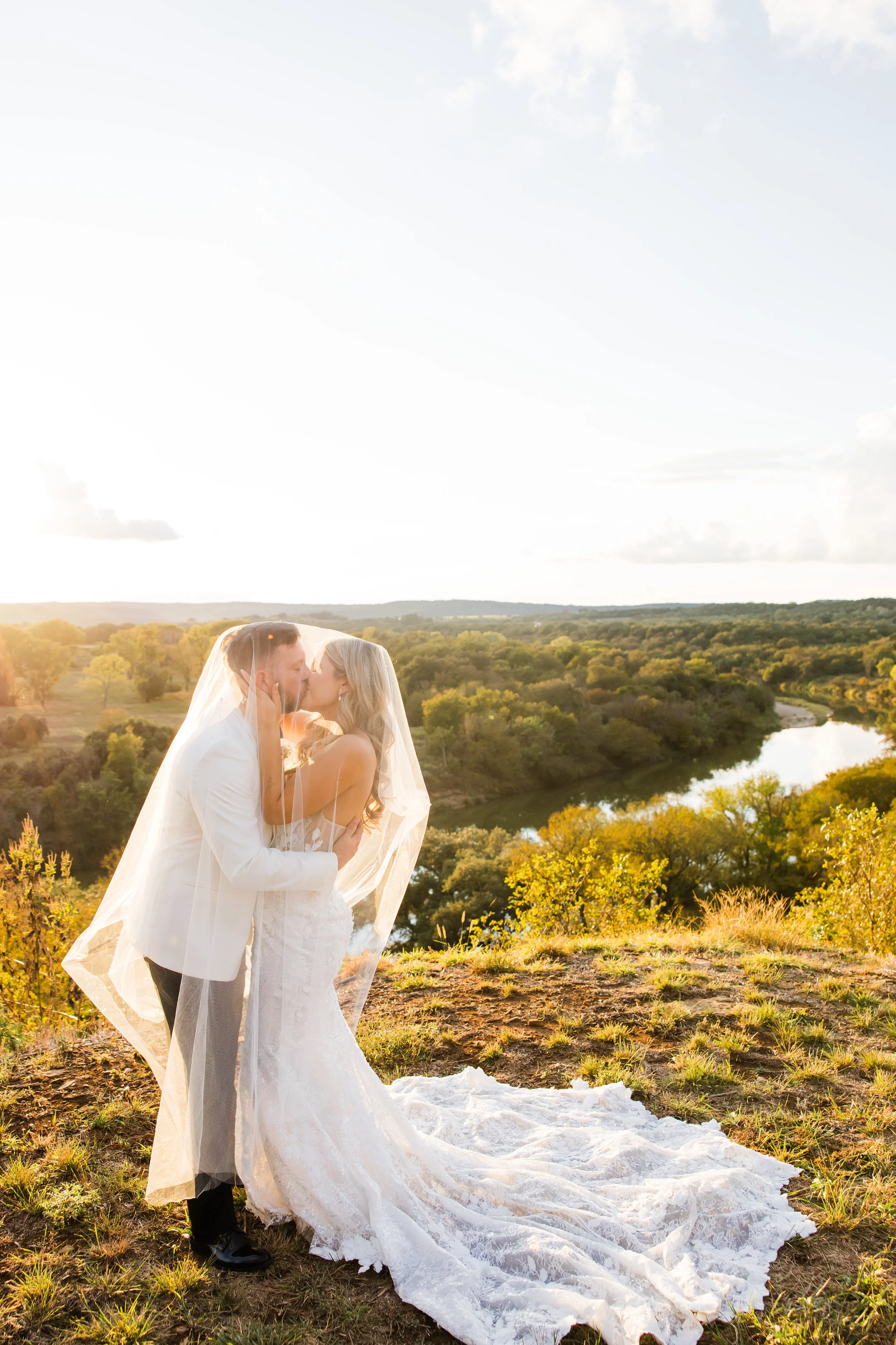 WallWeddingRestYourselfRiverRanchMineralWellsTx-1048.jpg