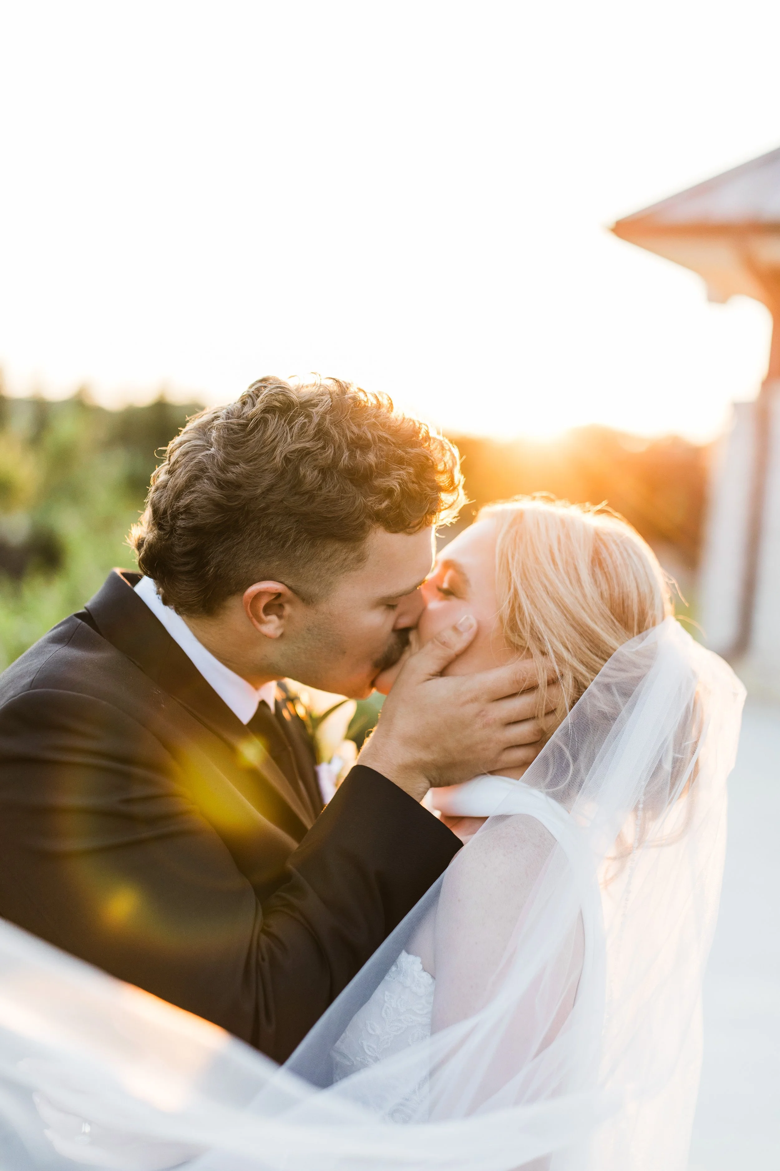 MooreWeddingSneaksReserveBartonvilleTX-16.jpg