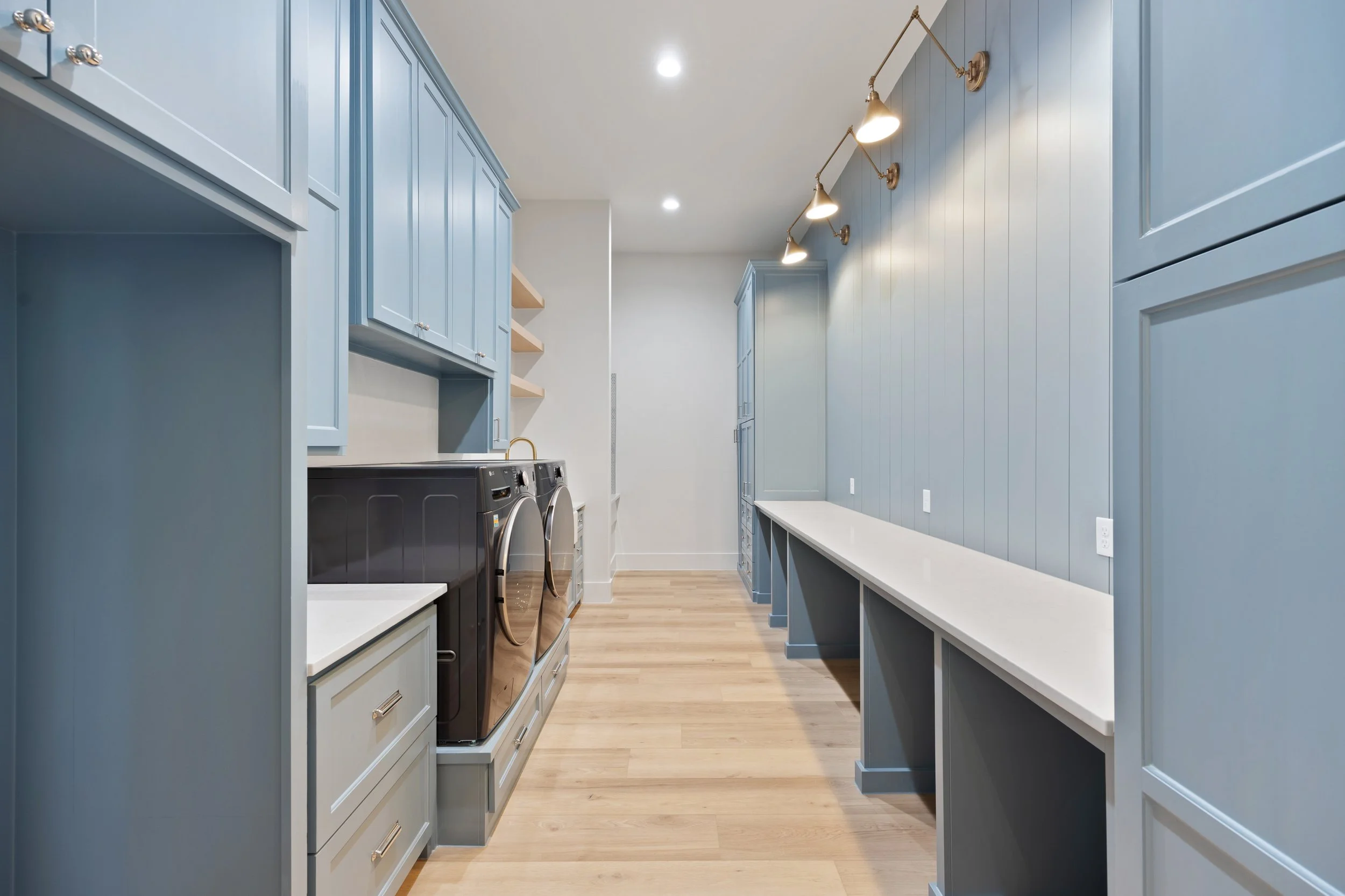 Luxury custom home in DFW with huge laundry room/utility room