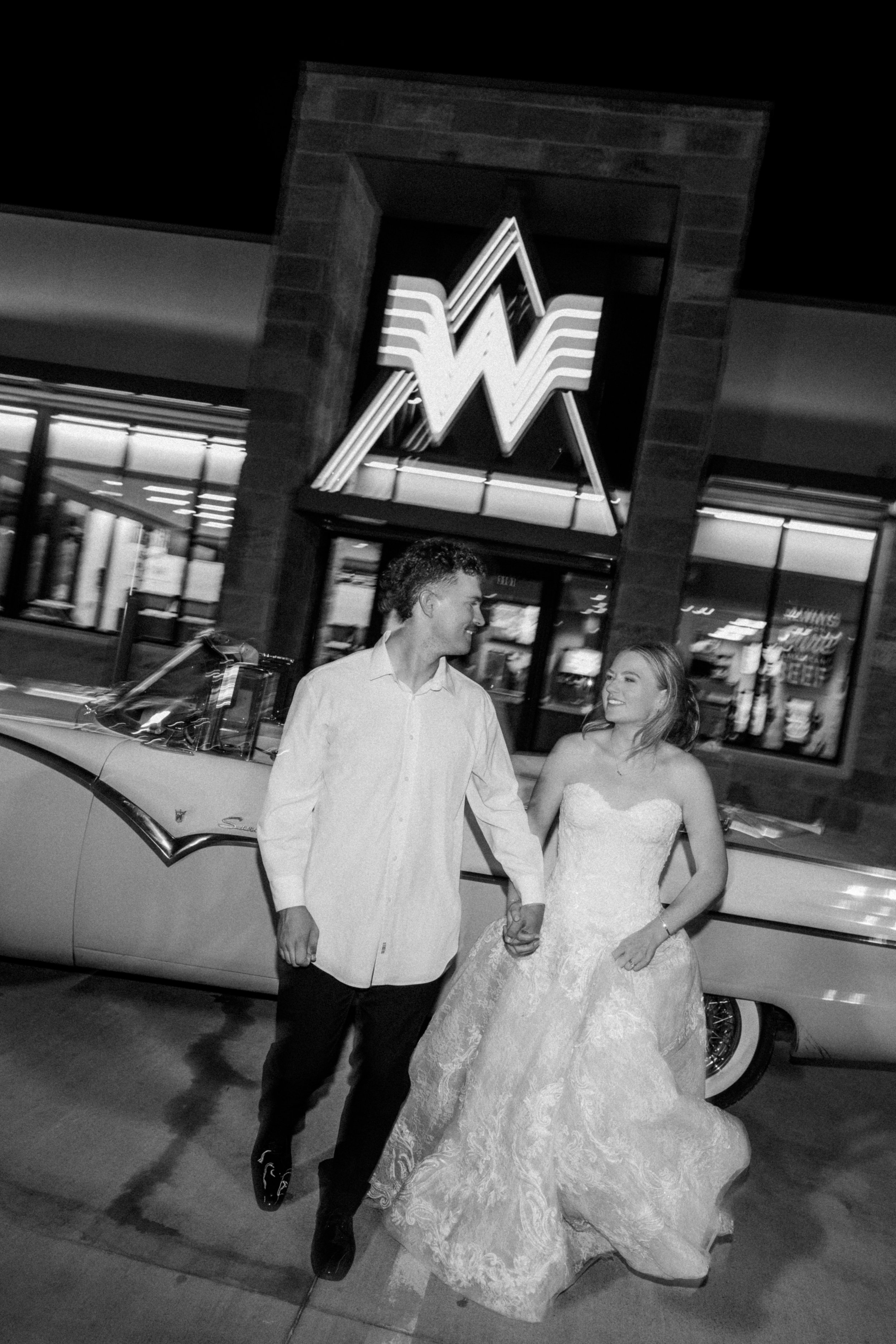 MooreWeddingSneaksReserveBartonvilleTX-28.jpg
