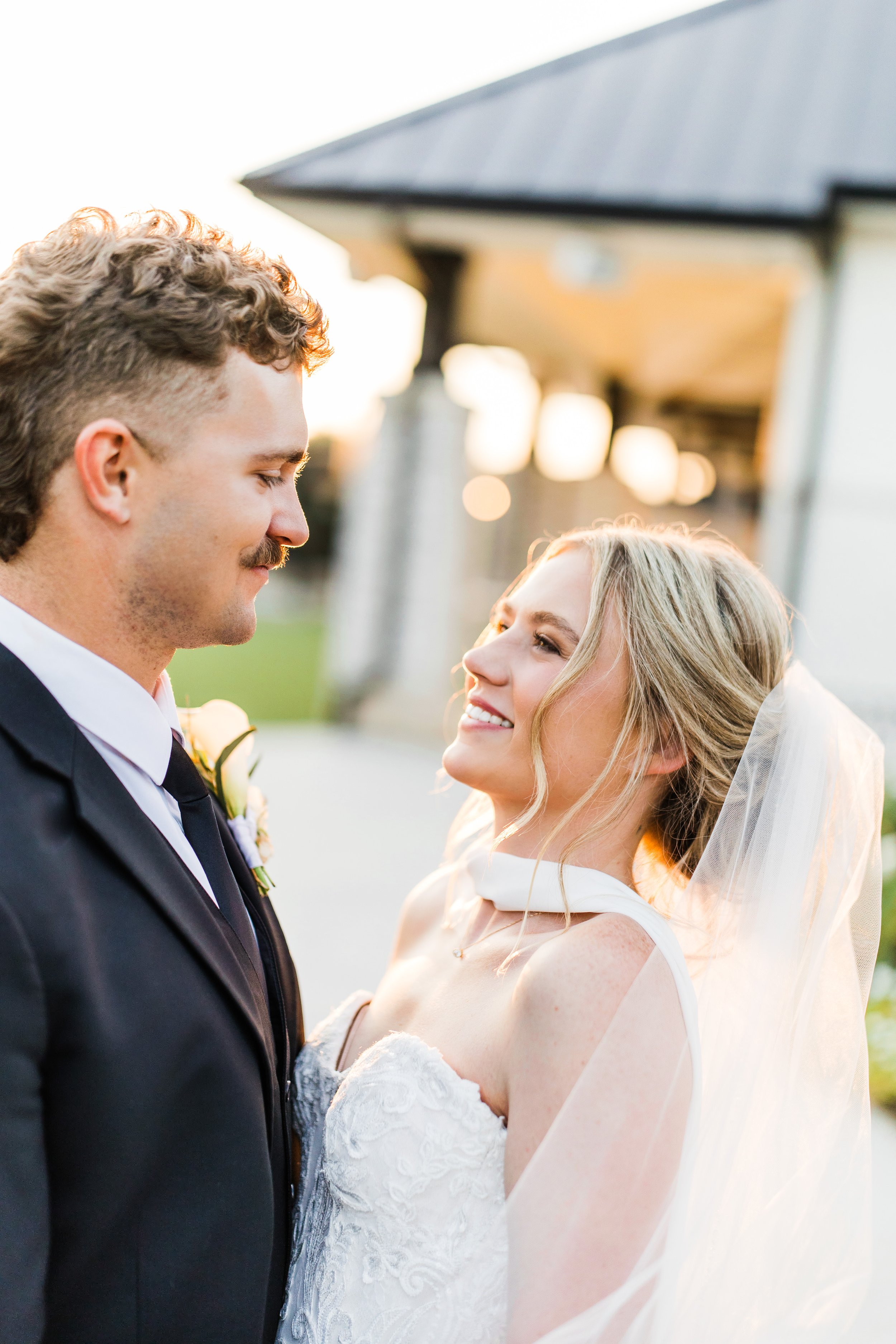 MooreWeddingSneaksReserveBartonvilleTX-15.jpg