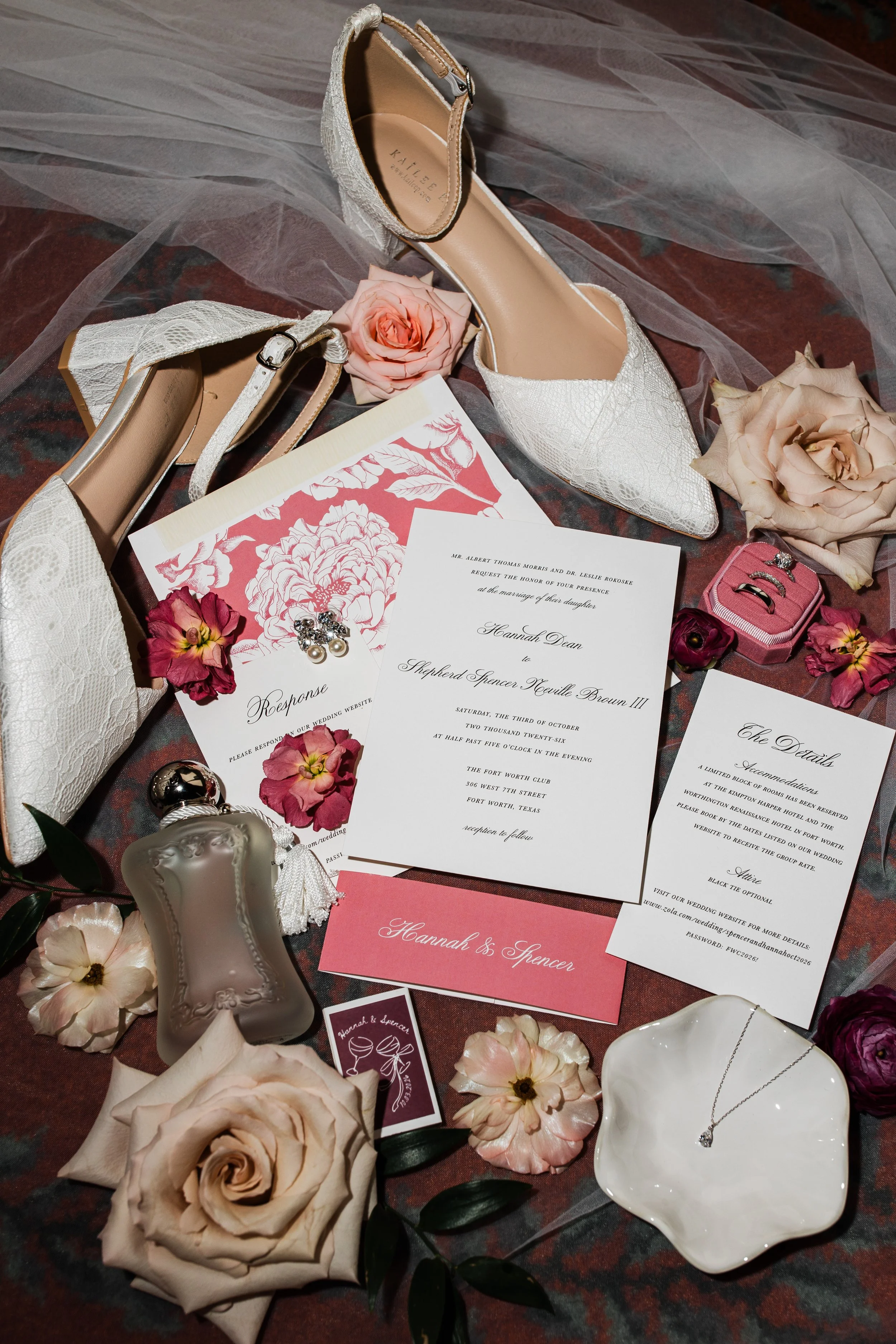 BrownWeddingSneaksFortWorthClubTX-1.jpg