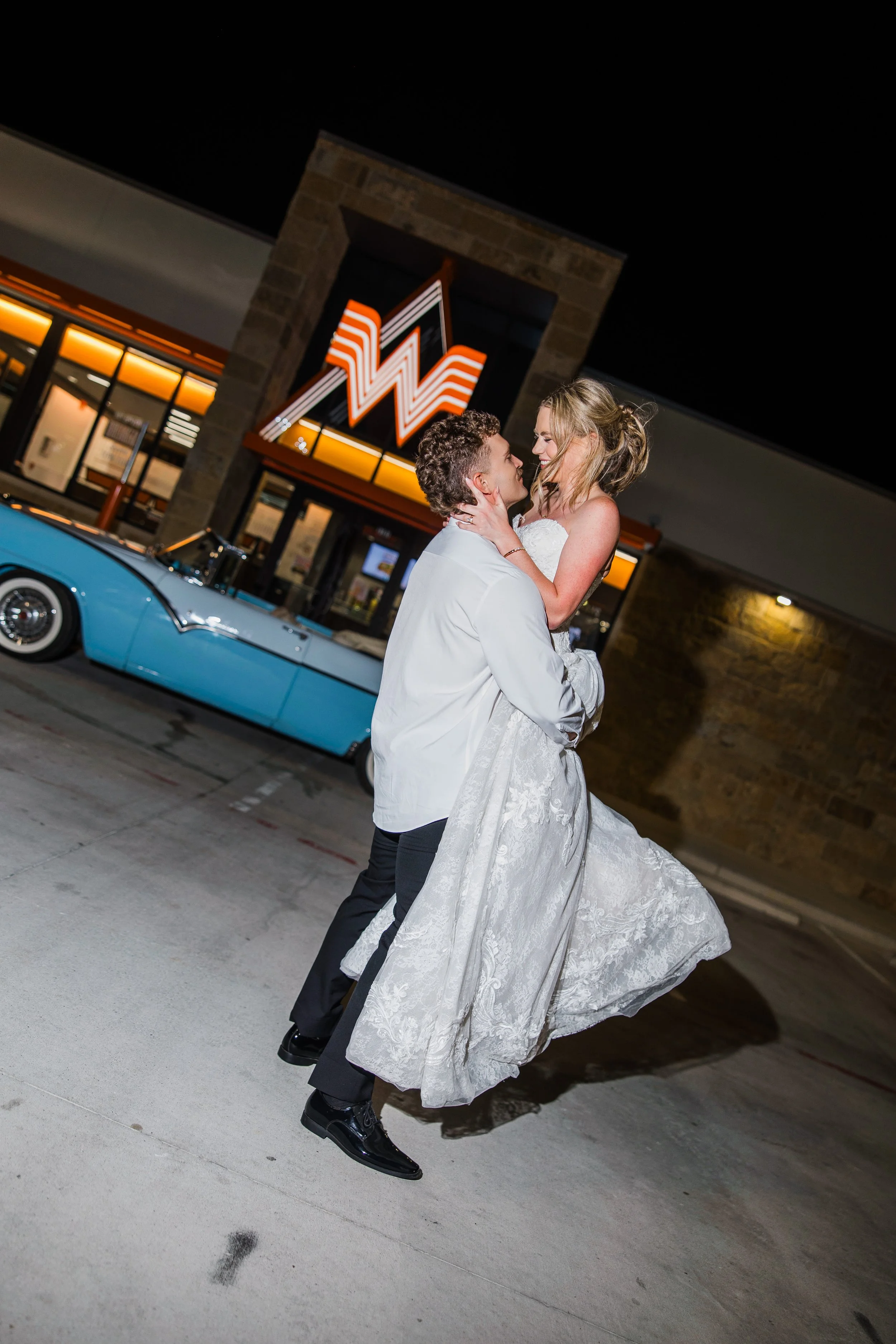 MooreWeddingSneaksReserveBartonvilleTX-31.jpg