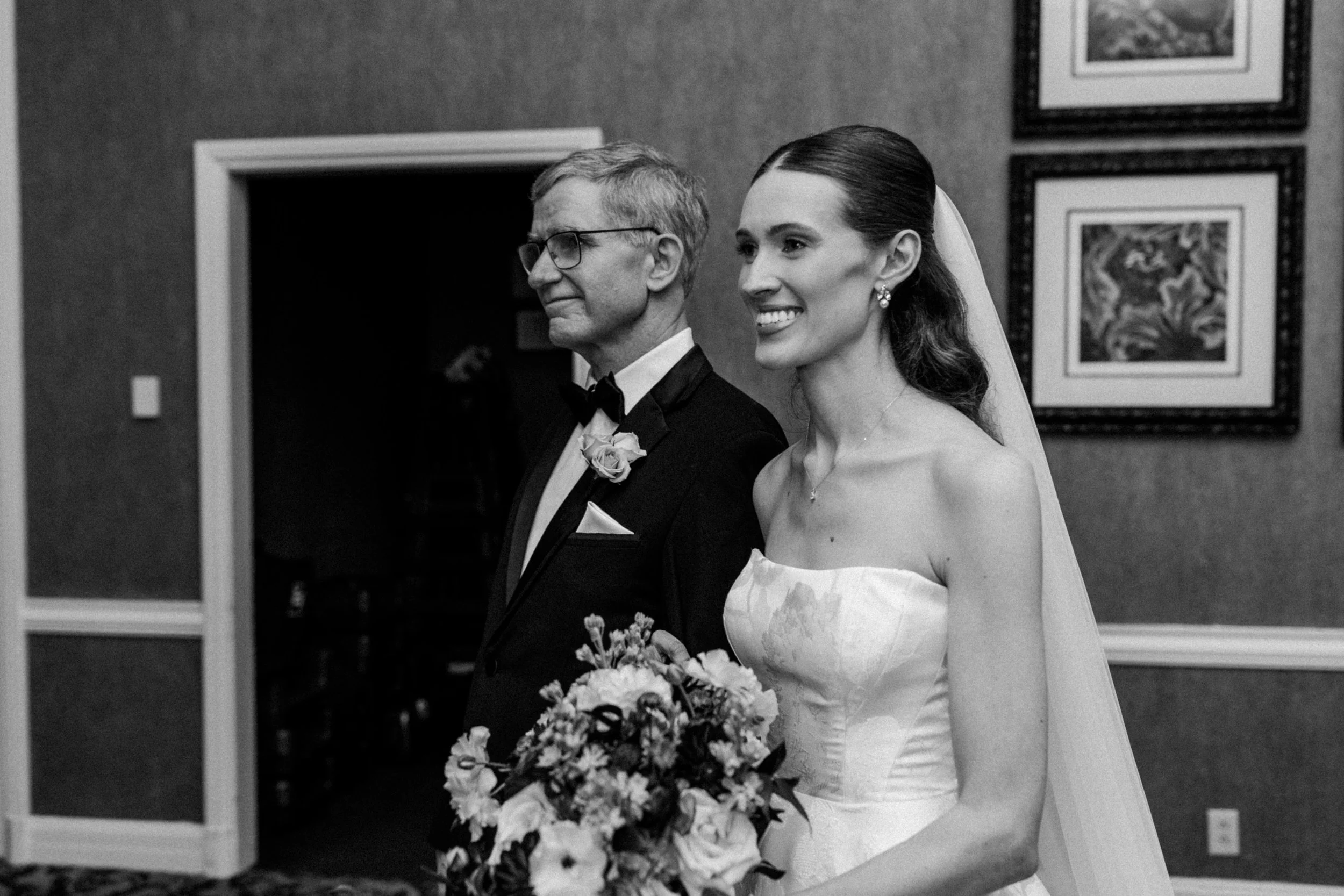 BrownWeddingSneaksFortWorthClubTX-297.jpg