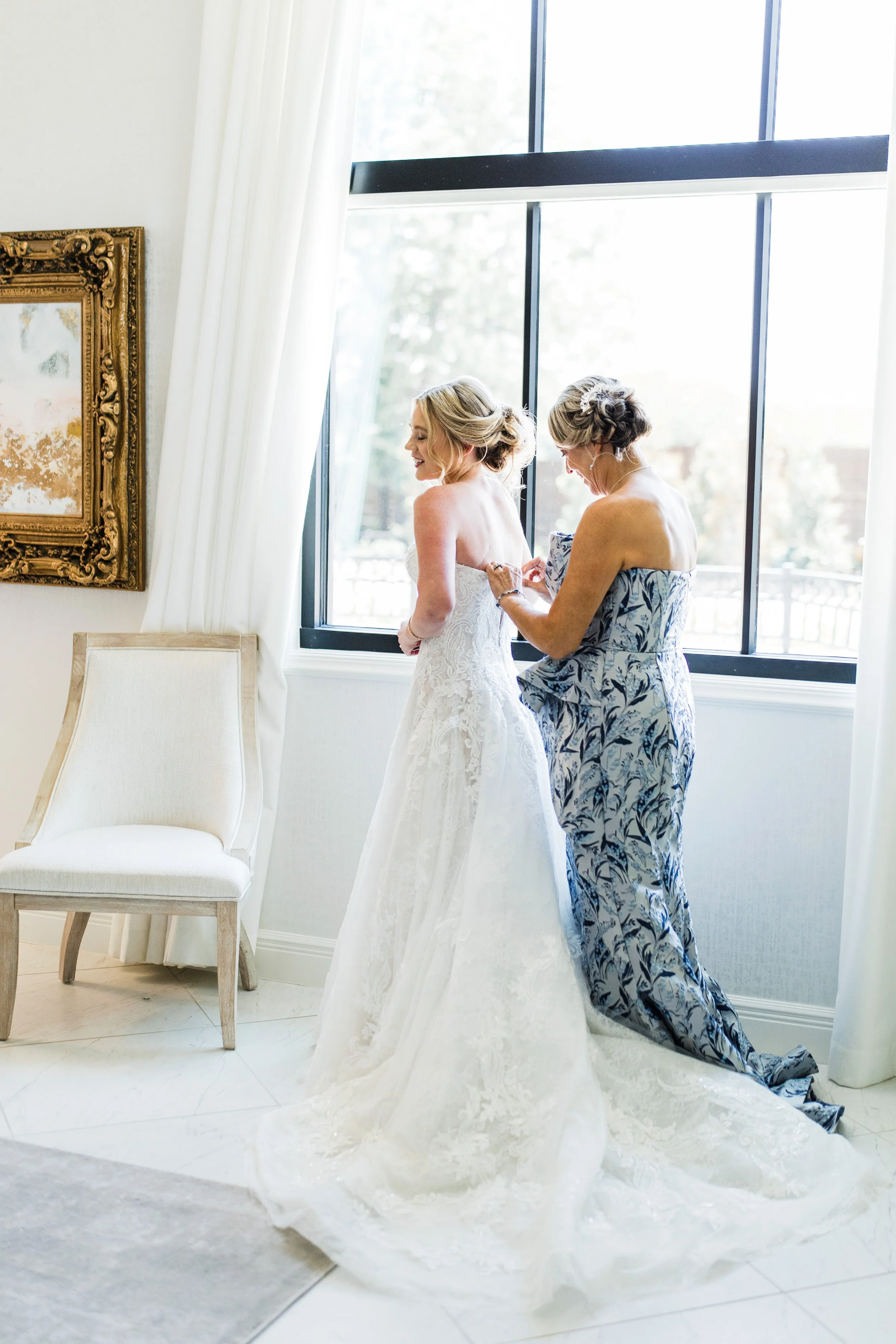 MooreWeddingSneaksReserveBartonvilleTX-1.jpg
