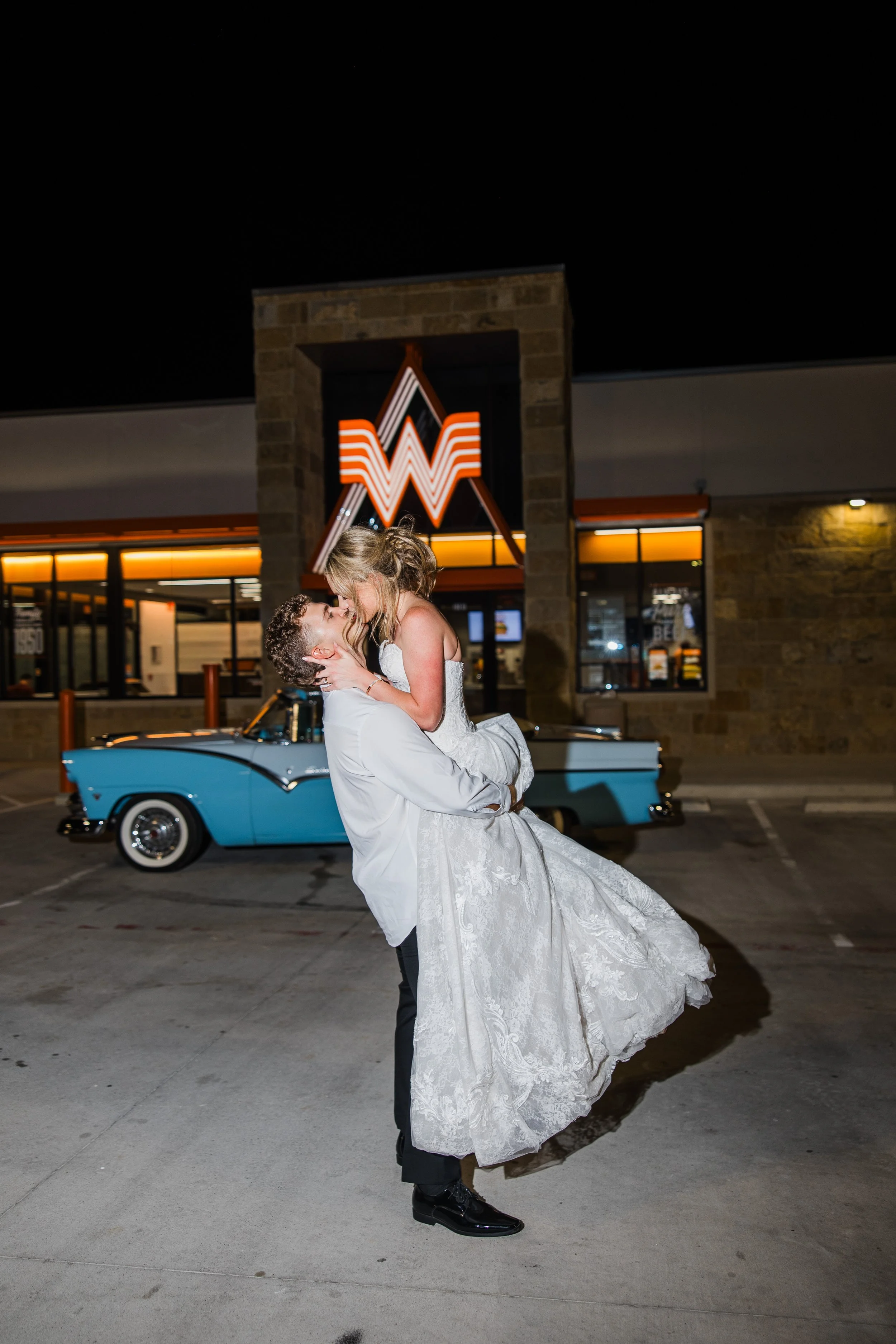 MooreWeddingSneaksReserveBartonvilleTX-30.jpg