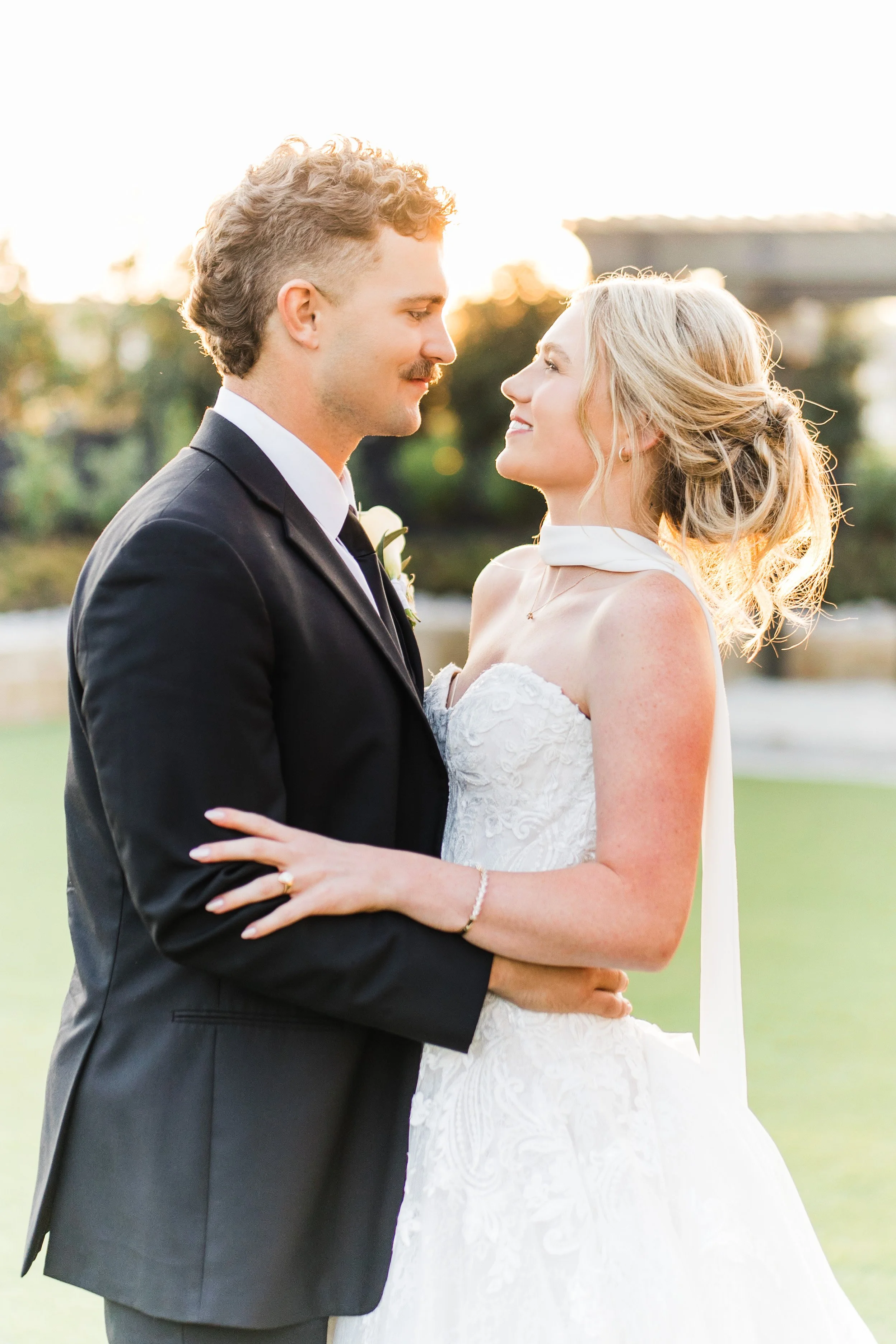 MooreWeddingSneaksReserveBartonvilleTX-6.jpg