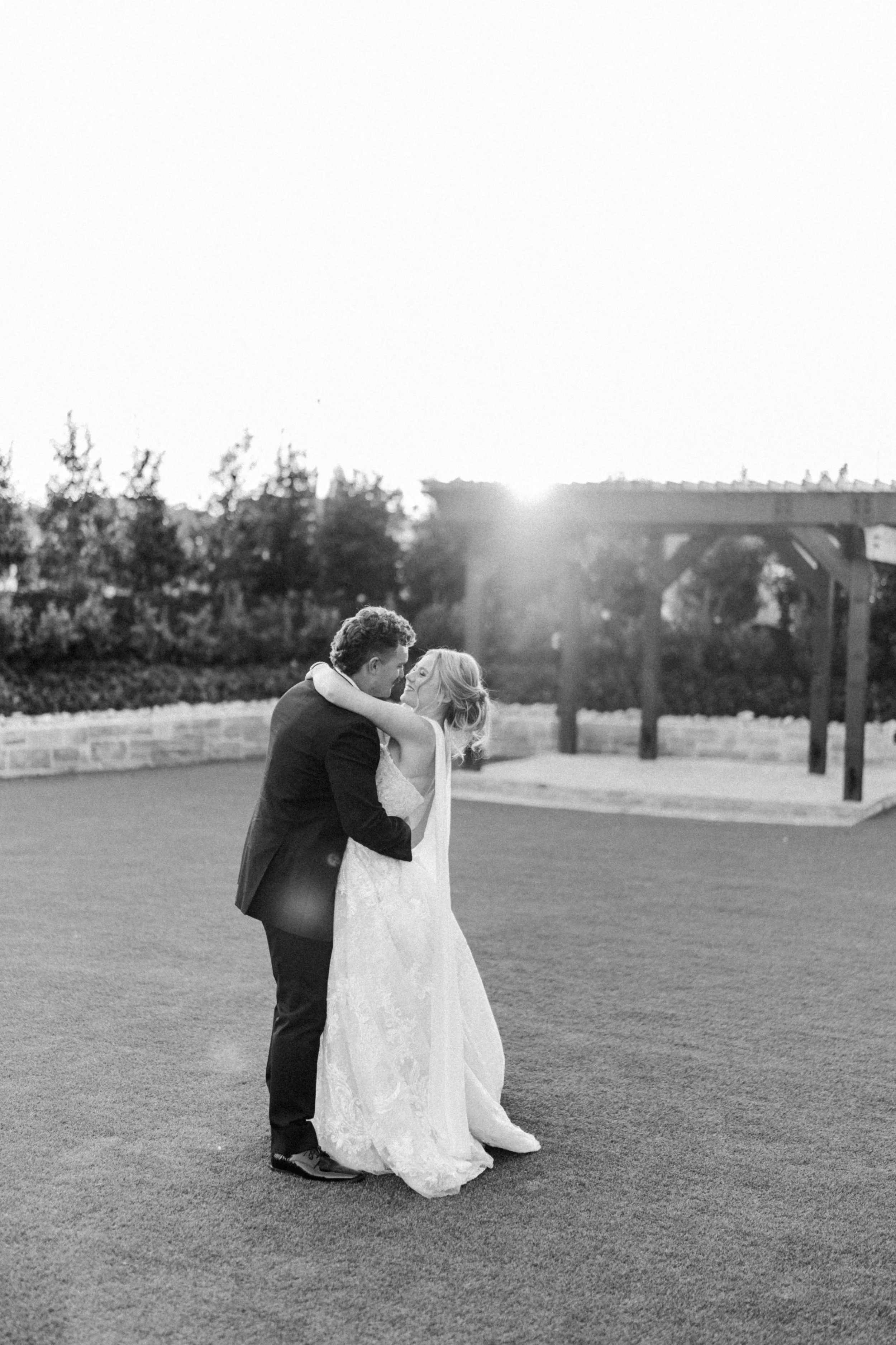 MooreWeddingSneaksReserveBartonvilleTX-13.jpg