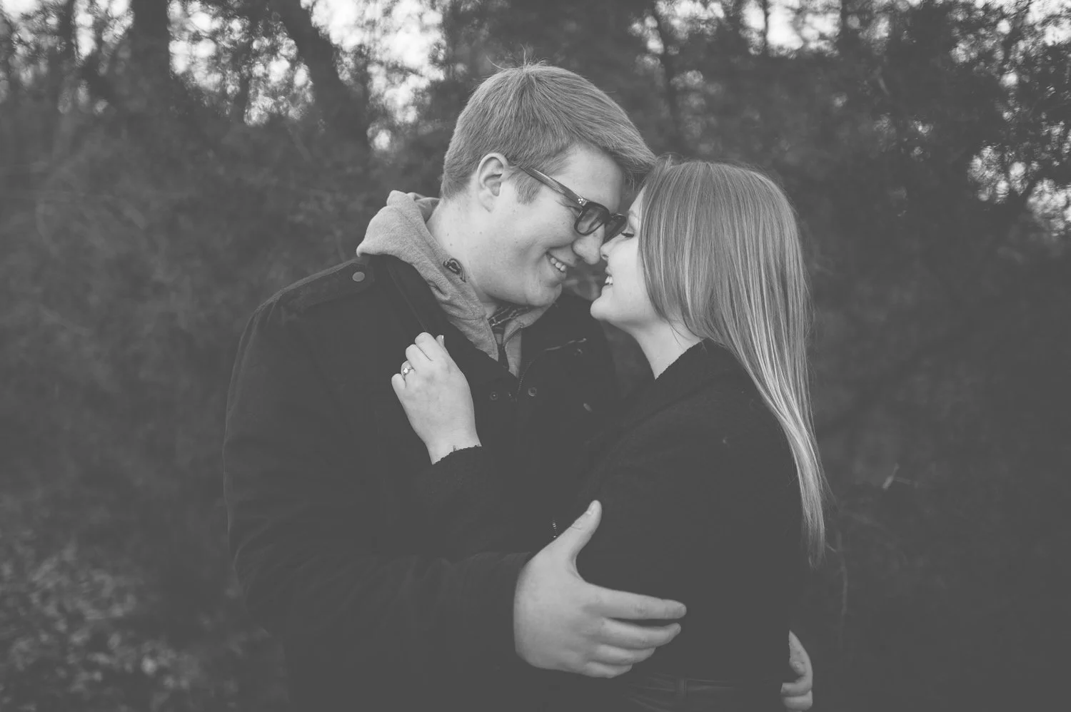 becky-josh-christmas-hendersonville-tn-mansker-station-engagement-session-16.JPG