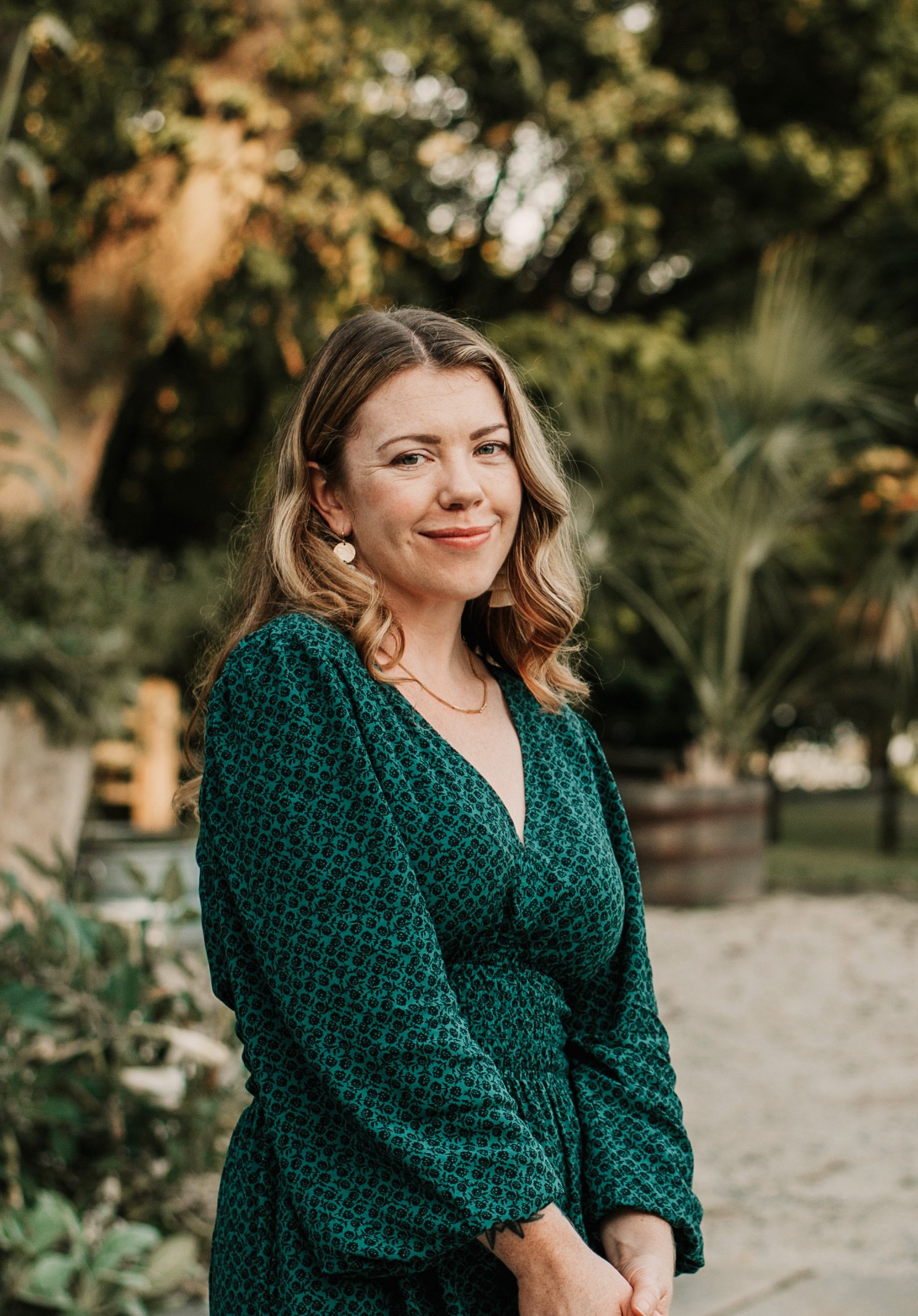 Image of Jaclyn Zeal, LMFT who treats couples from an attachment, depth-oriented perspective using EFT and nervous system work. She is licensed to treat couples throughout the state of Pennsylvania.