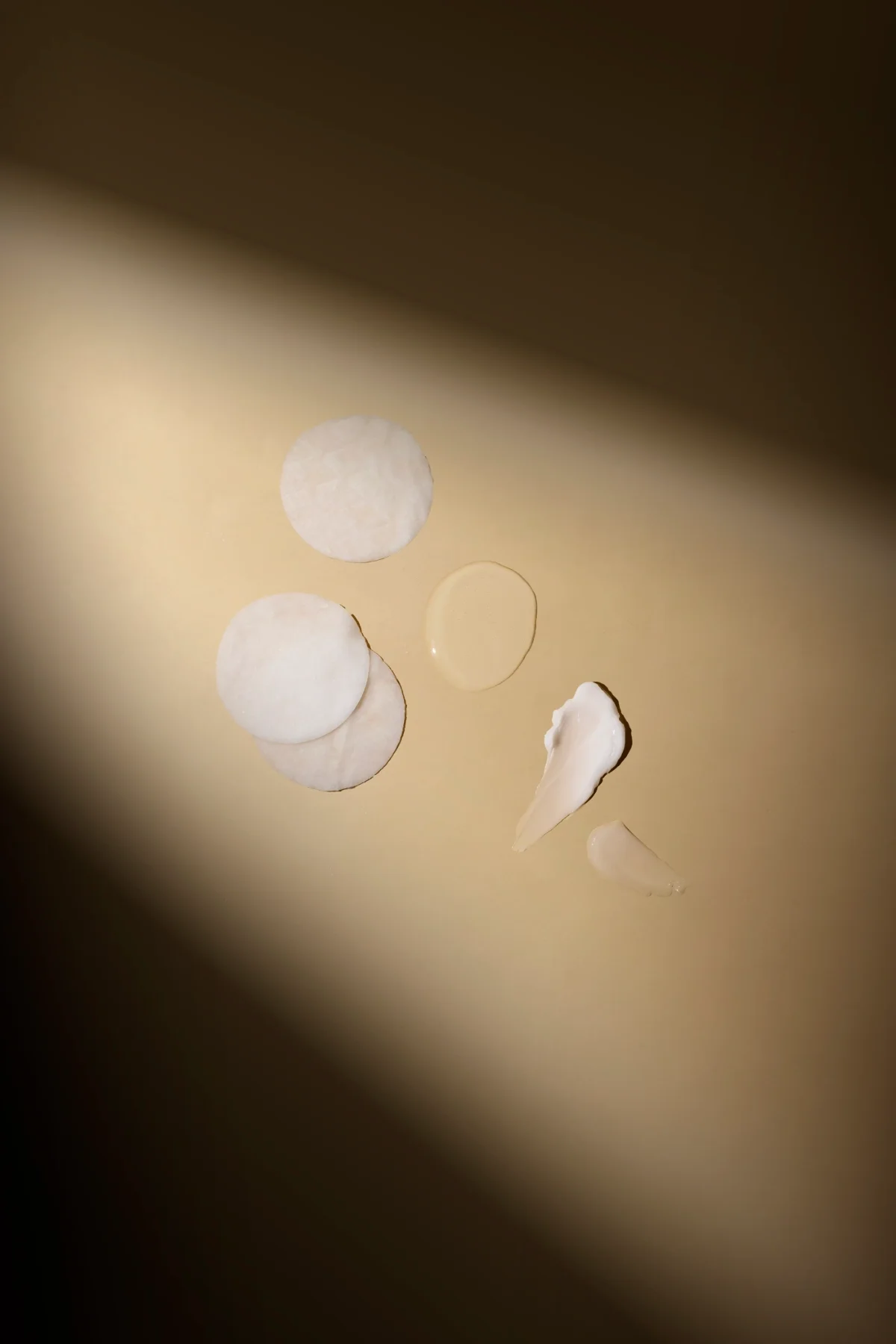 skincare-Seattle-Product-Photographer- serum-texture-136.webp