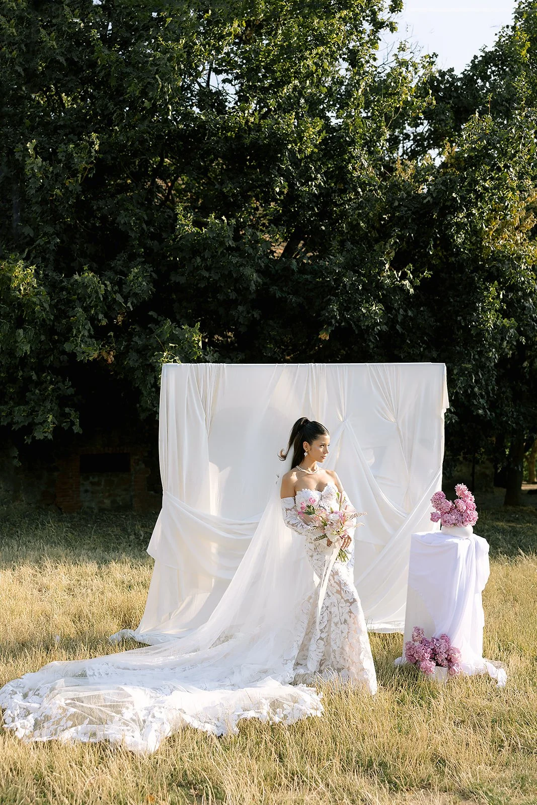 modern textil draping háttér esküvői kreatív fotózáson