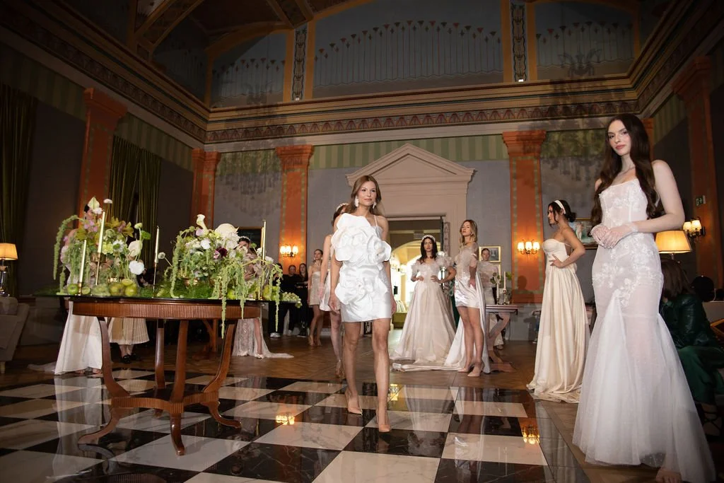 modern elegáns zöld rendezvény dekor