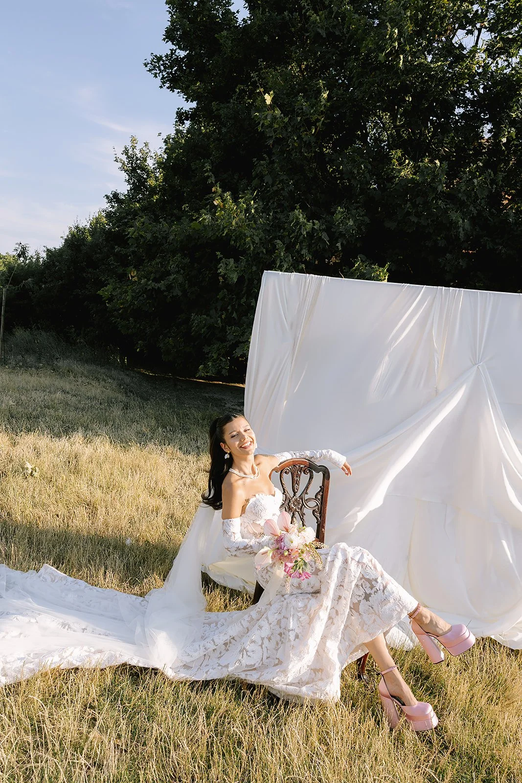 modern textil draping háttér esküvői kreatív fotózáson