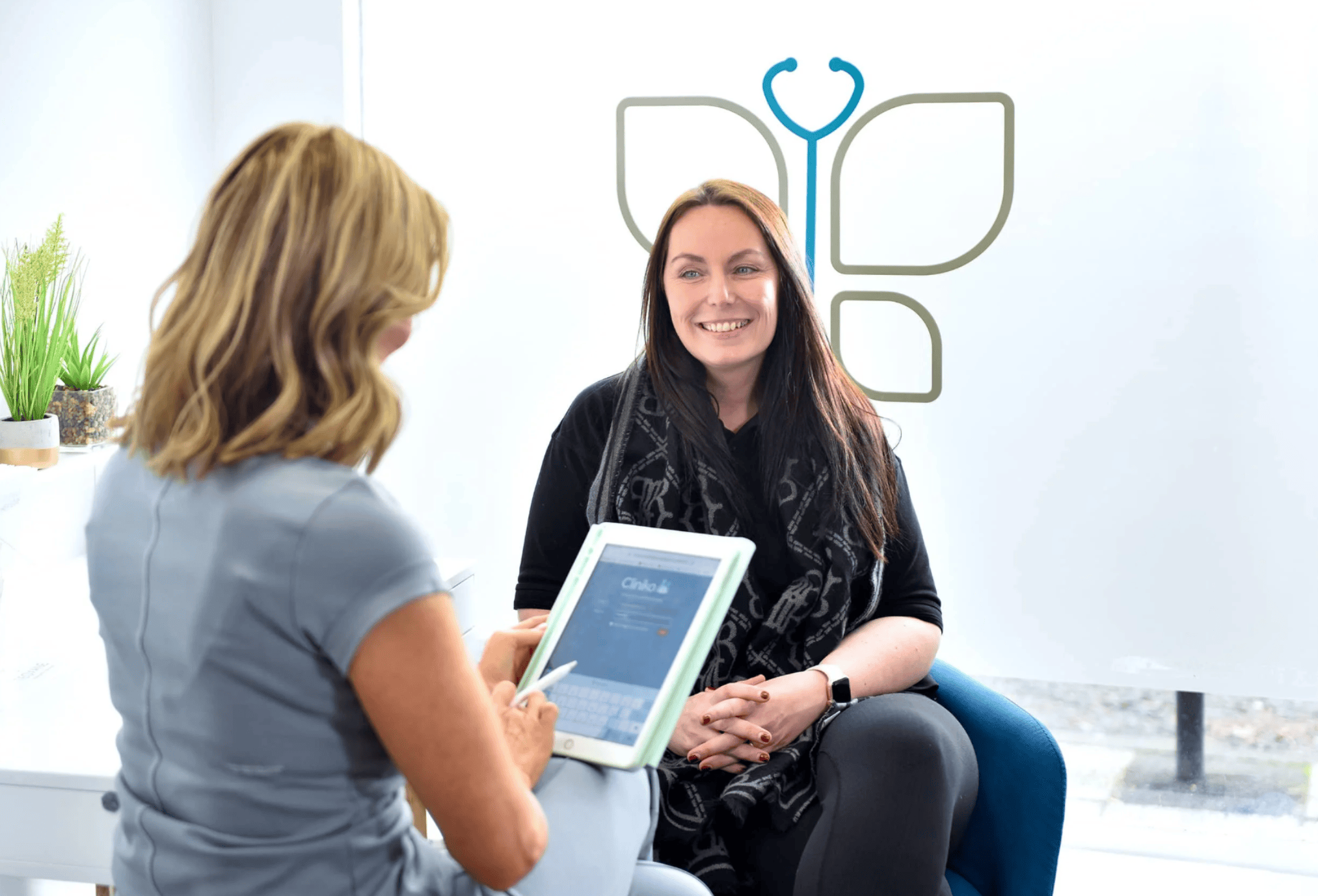 Non-Surgical v Surgical: Patient Journeys Explained