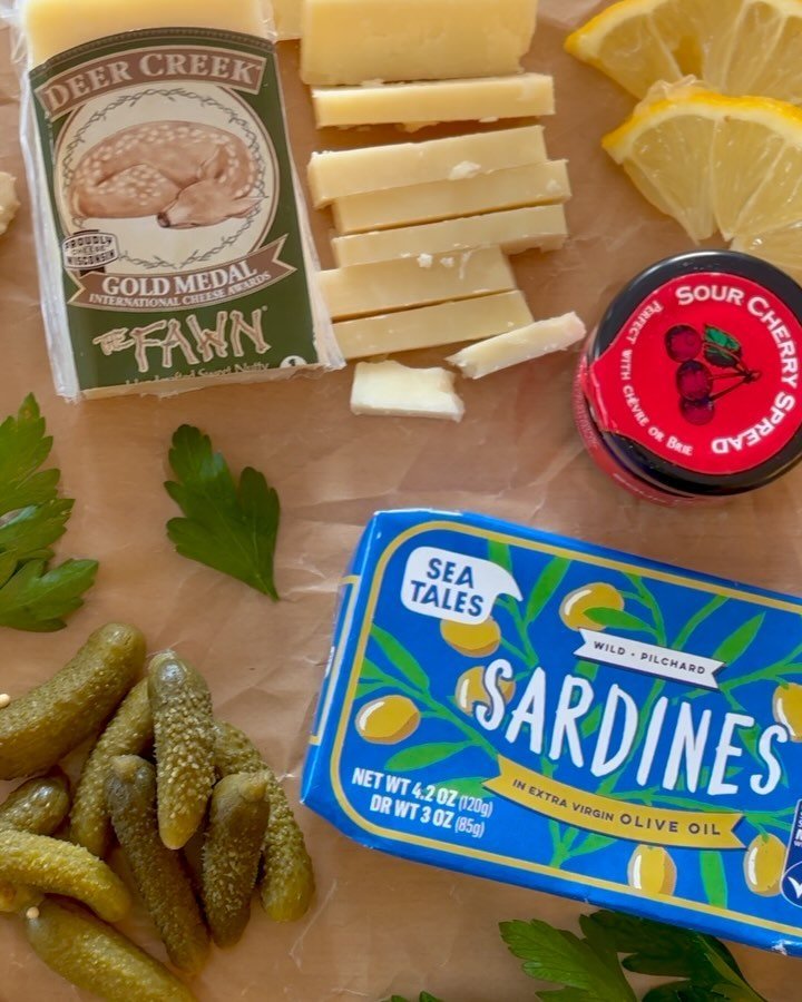 Tinned fish date night, Deer Creek style. ✨🐠 If you&rsquo;re looking for an adventurous and extra flavorful spread for dinner, try out these pairings. Swipe to see our perfect bites!

⭐️ Perfect Bites:
- The Fawn + @seatales_usa Sardines in Extra Vi