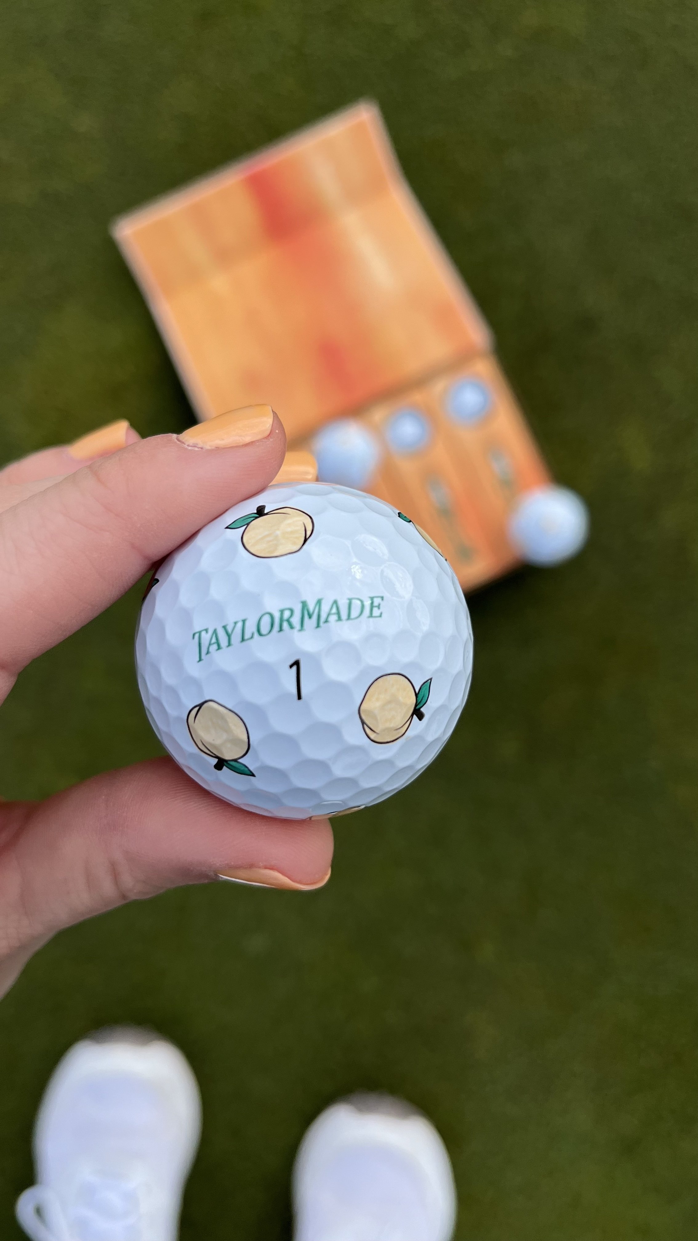 the cutest golf ball @puttingwithellie.jpg