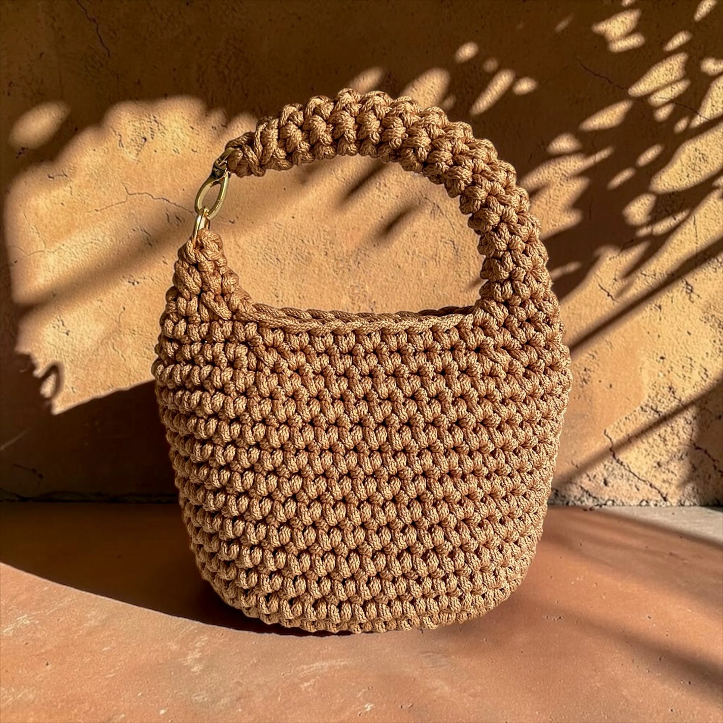 Bella handbag