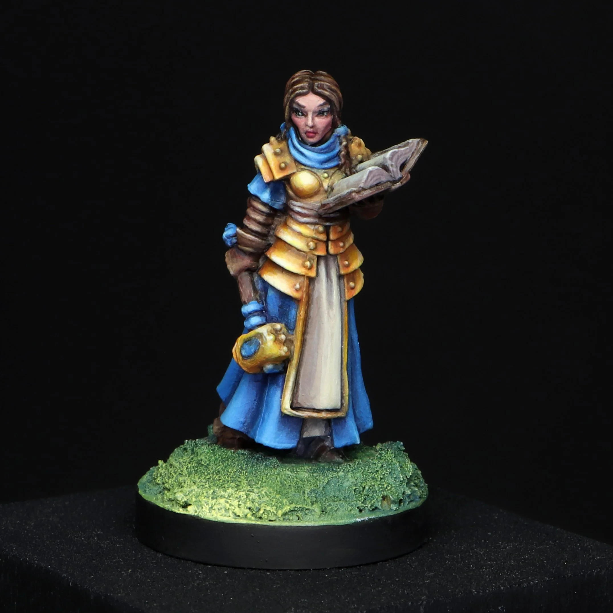 Divas The Blessed Painted Miniature 
