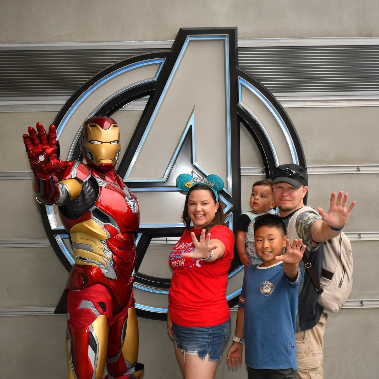 The families who save the world together, stick together. I used to wonder why people preferred Disneyland to Disney World but I&rsquo;ve got to admit&hellip;I might be more of a Disneyland fan now, especially with Avengers campus. You owe it to your