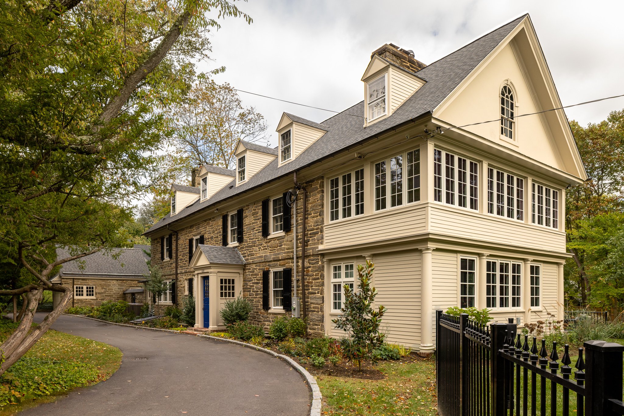 630_W_Mt_Airy_Exterior_Web-11.jpg